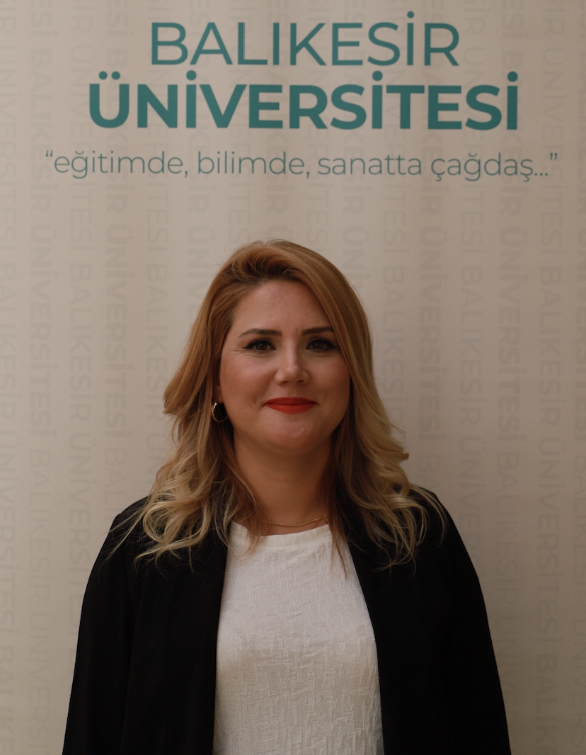 Esra ÇEVİK