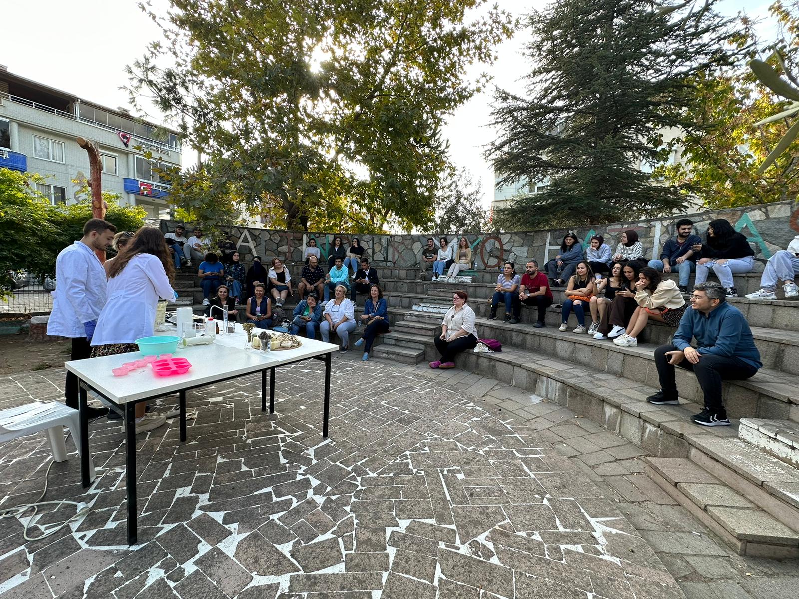 Kimya Teknolojisi Programı Öğrencilerimizle Doğal Sabun Yapımı Etkinliği 9