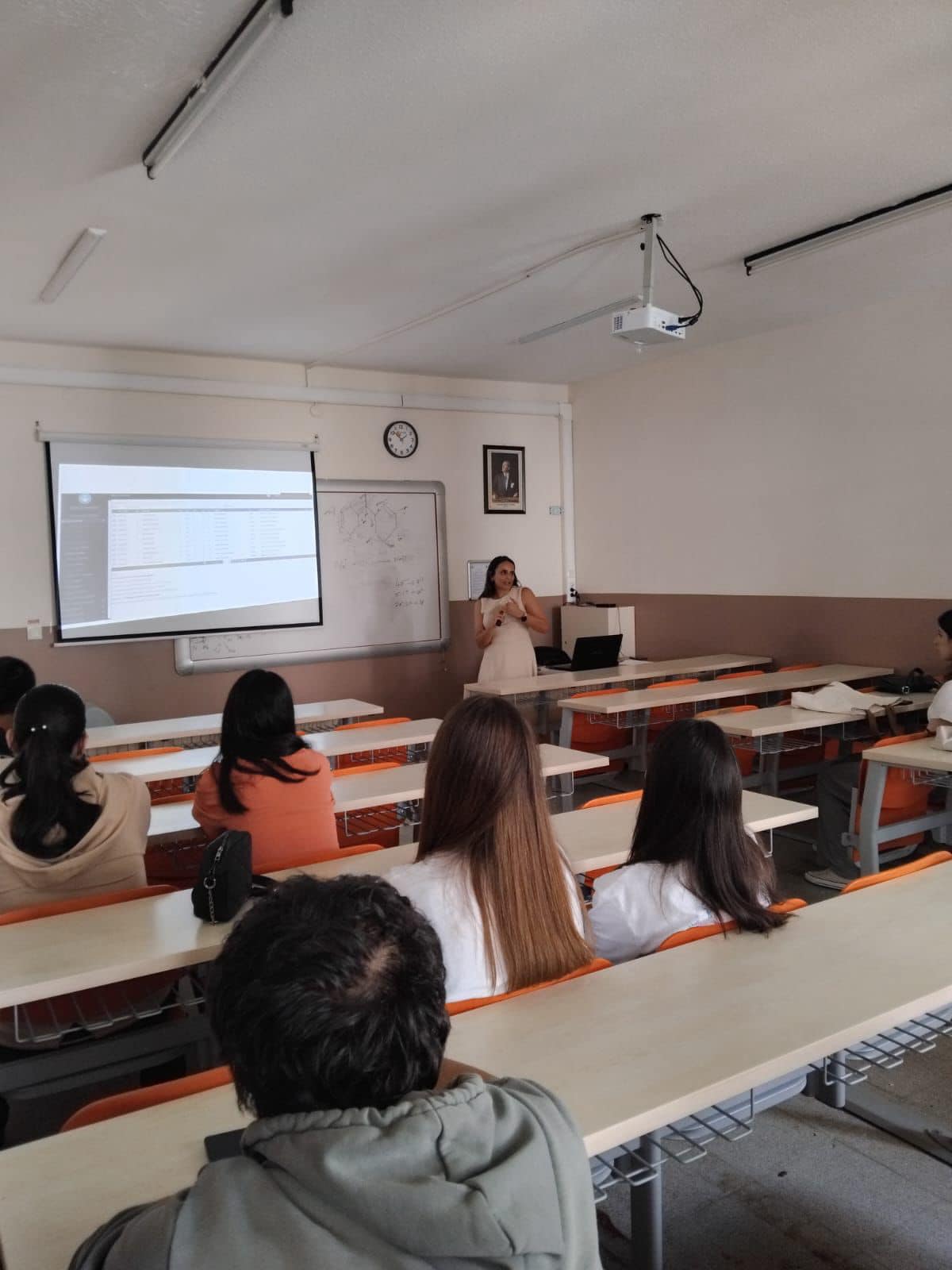 Yüksekokukumuz 1. Sınıf Öğrencileri için Oryantasyon Eğitimi Düzenlendi