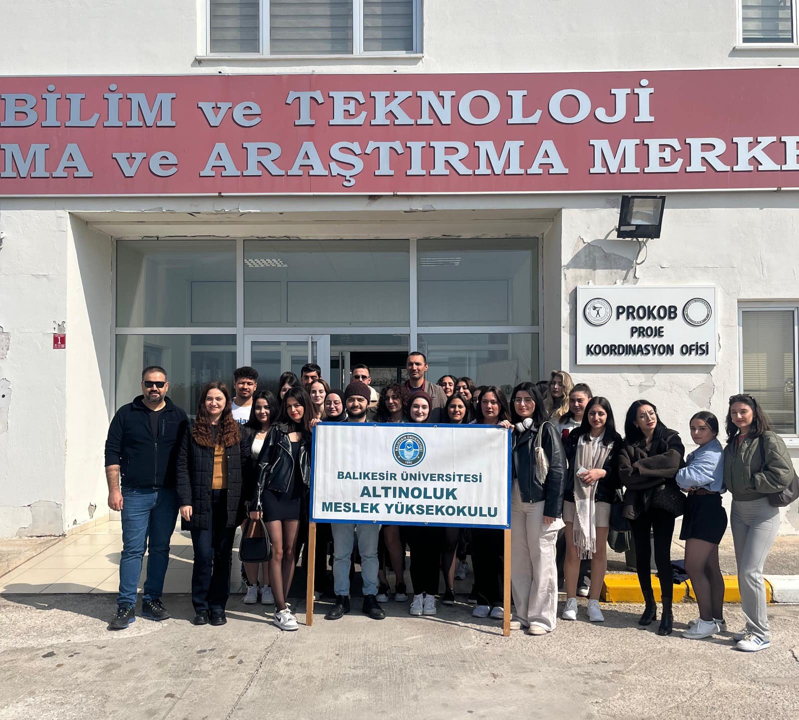 Kimya Teknolojisi Programı Öğrencilerimiz BÜBTAM' ı Ziyaret Ettiler