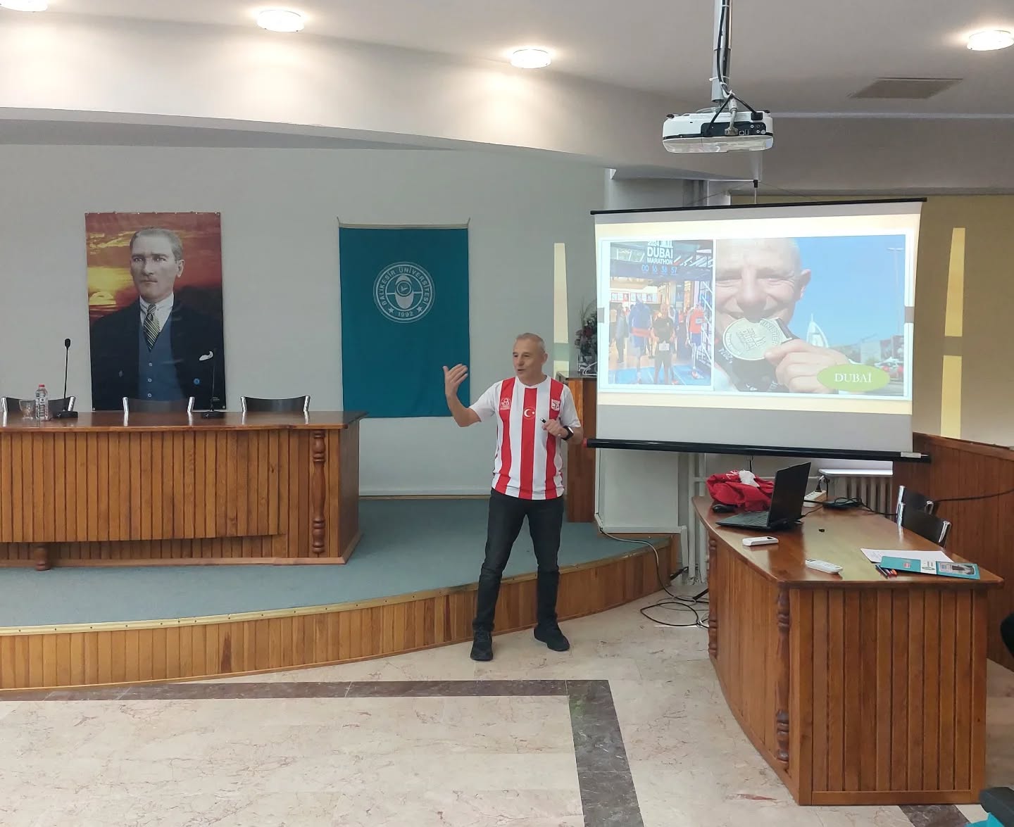 50. Yılda Mezun Öğrenci Buluşmaları Kapsamında "Girişimcilik, Spor ve Turizm" Konulu Etkinlik Gerçekleştirildi 2