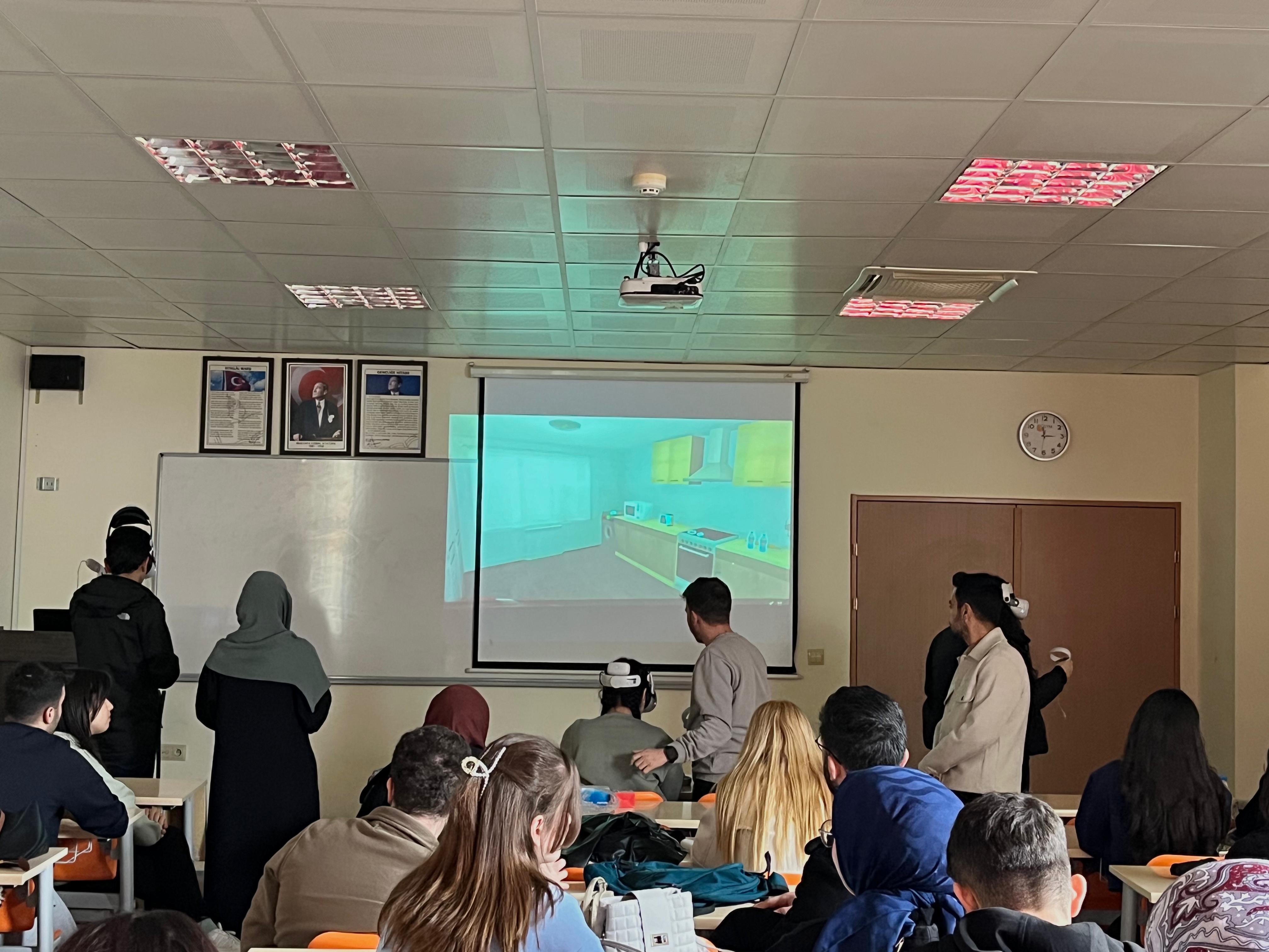 Balıkesir Üniversitesi Fizyoterapi ve Rehabilitasyon Öğrencilerine Yönelik VR Teknolojisi Etkinliği Düzenlendi 5