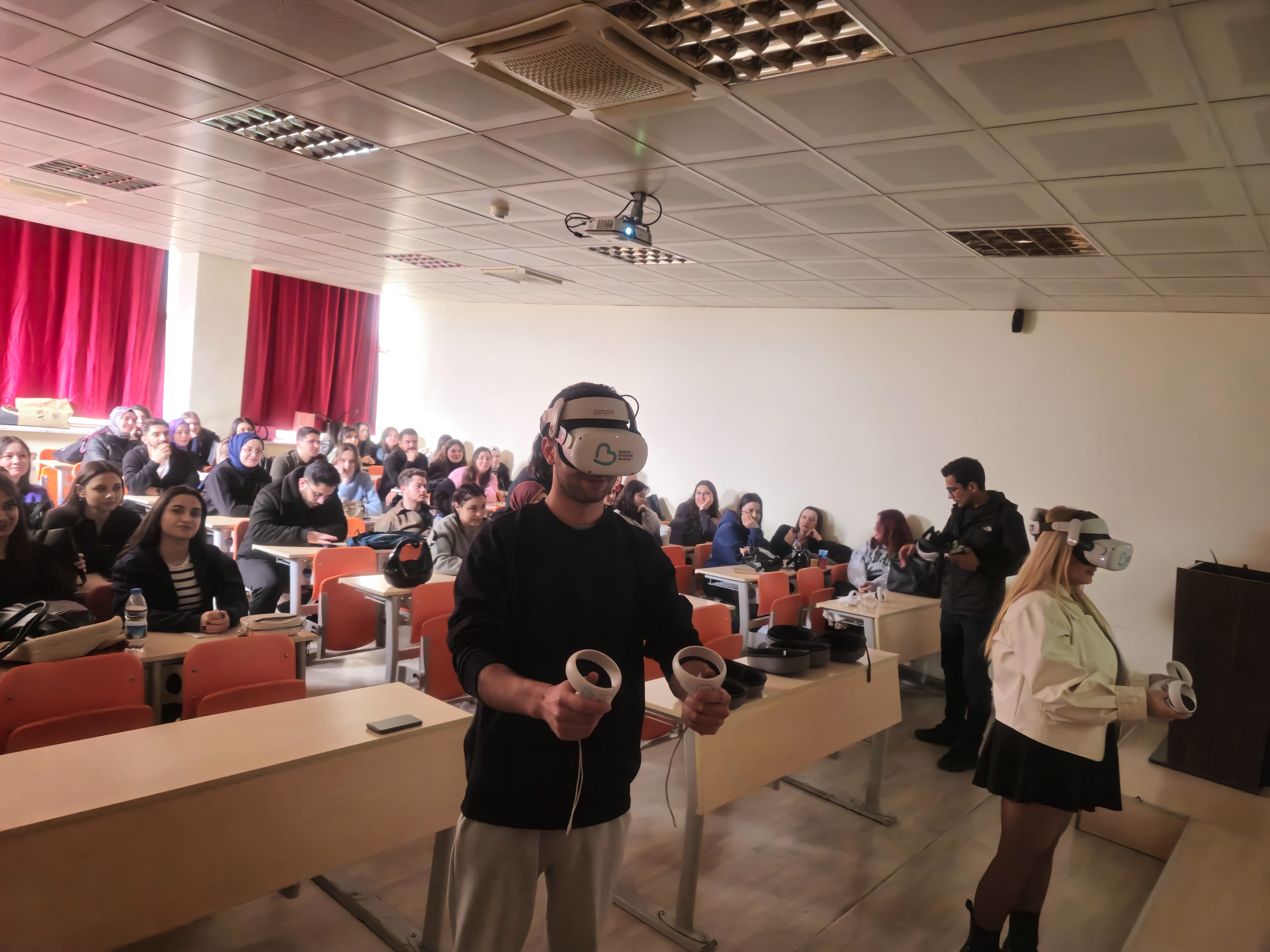 VR Teknolojisi Etkinliği