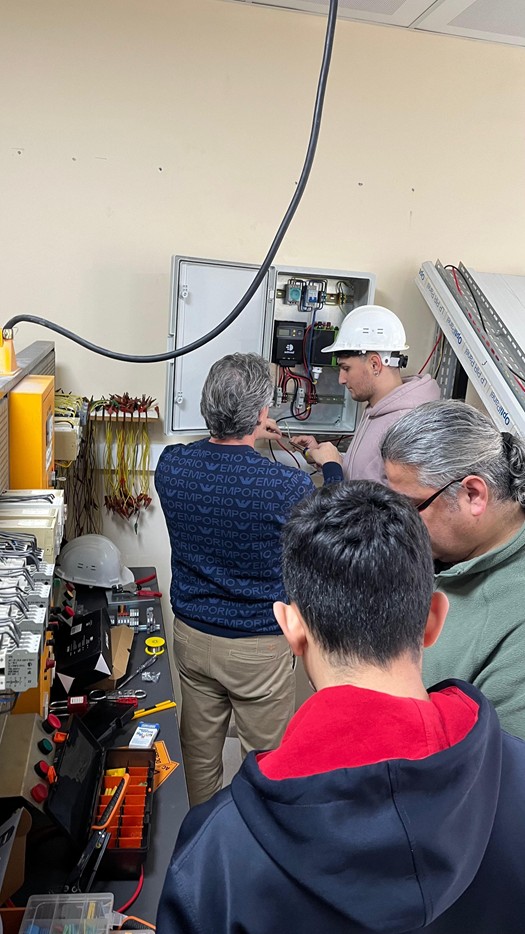 Balıkesir MYOnun Yeni Laboratuvarı Öğrencilerle Buluştu 3