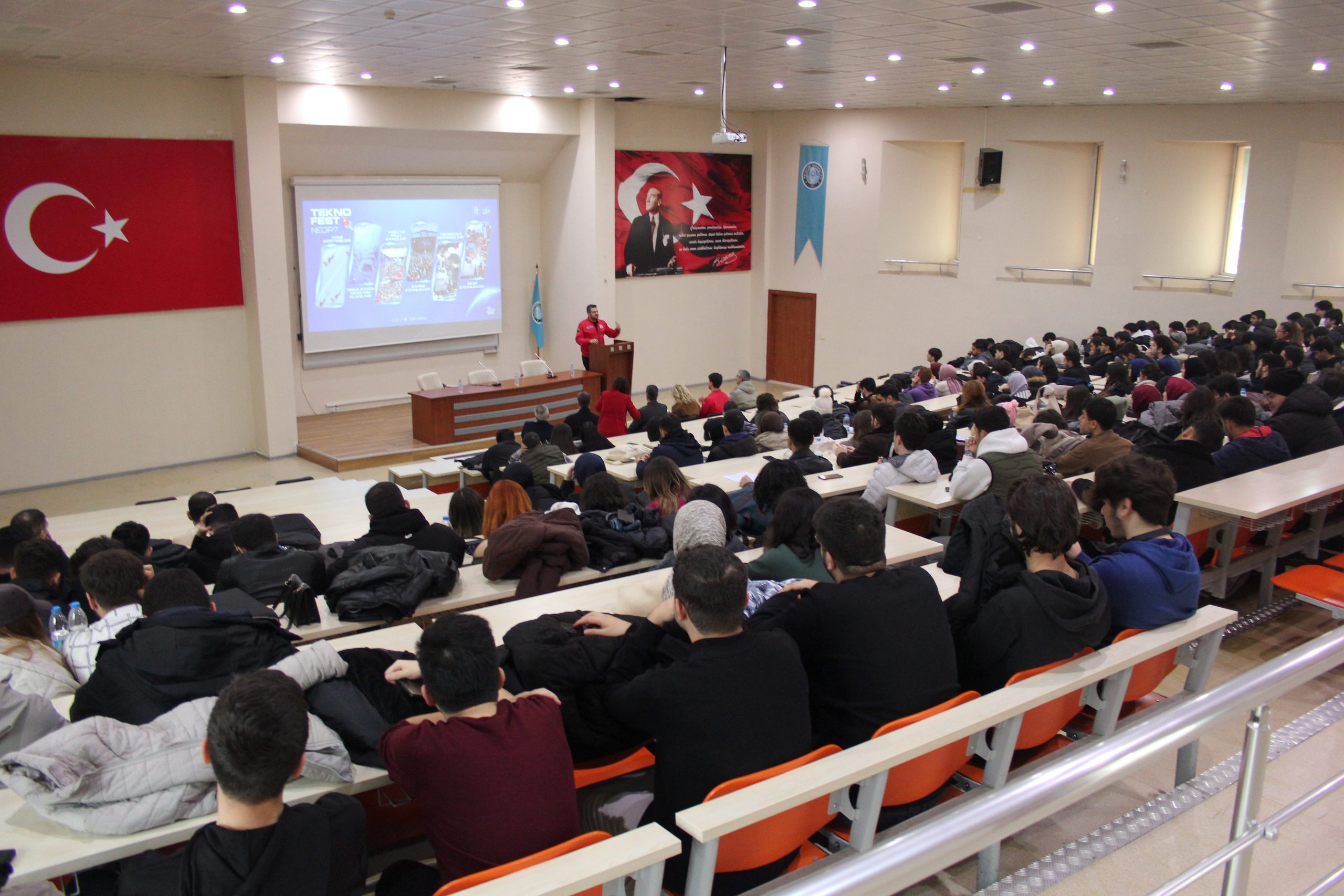 "2025 Teknofest Yarışmalarının Tanıtım Semineri" gerçekleştirildi. 2