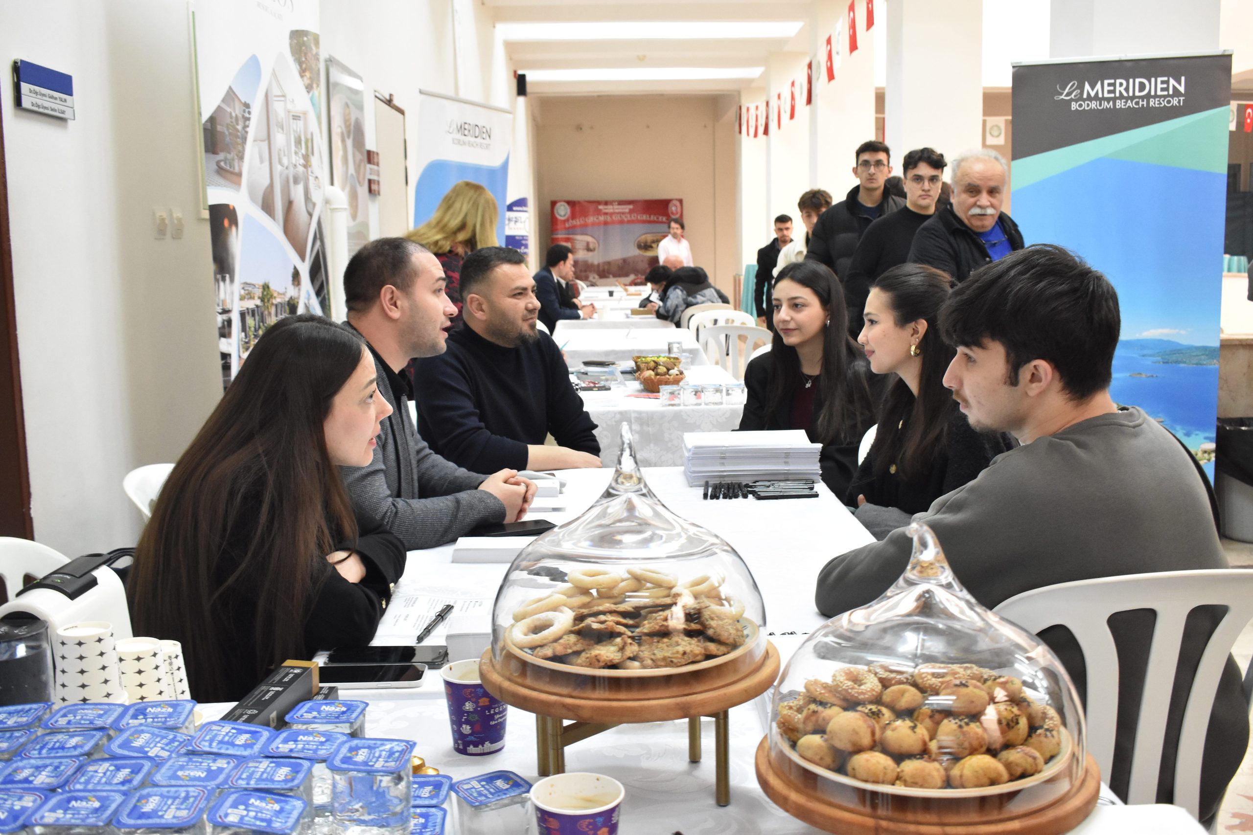 Turizm Eğitiminde 50 Yıllık Birikimiyle BAÜN Turizm Fakültesi, XVI. İstihdam ve Kariyer Günleri Kapsamında Turizm Sektörü ve Öğrencileri Bir Araya Getirdi 4
