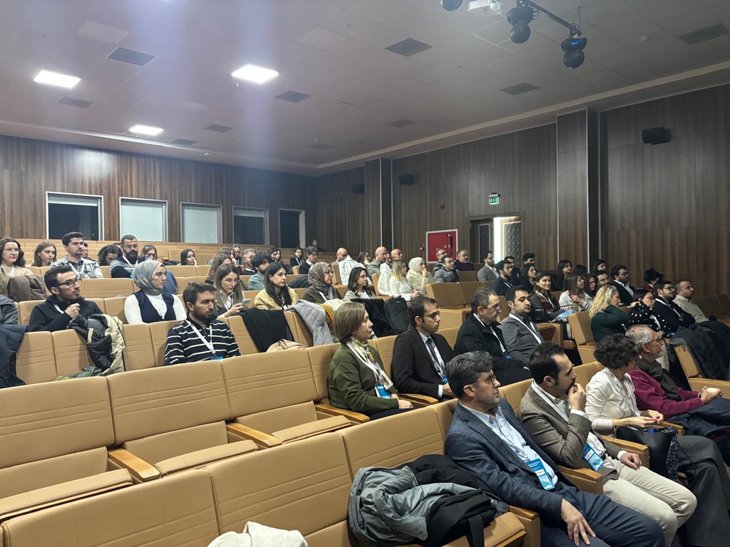 Türk Radyoloji Derneği Bursa Şubesi eğitim toplantısı Balıkesir Üniversitesi’nde yapıldı. 2