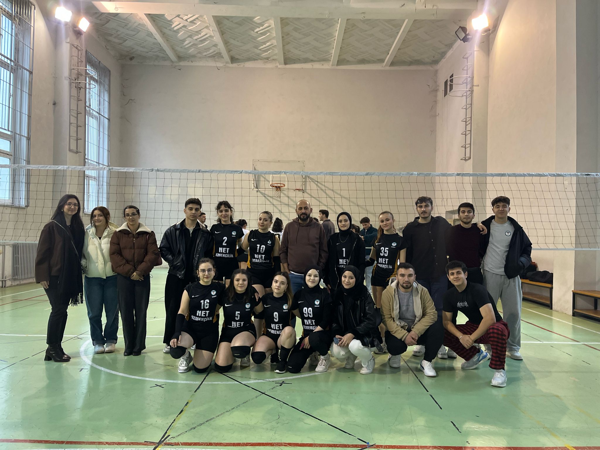 İSHMYO Voleybol Takımı Hazırlık Maçı Gerçkleştirildi