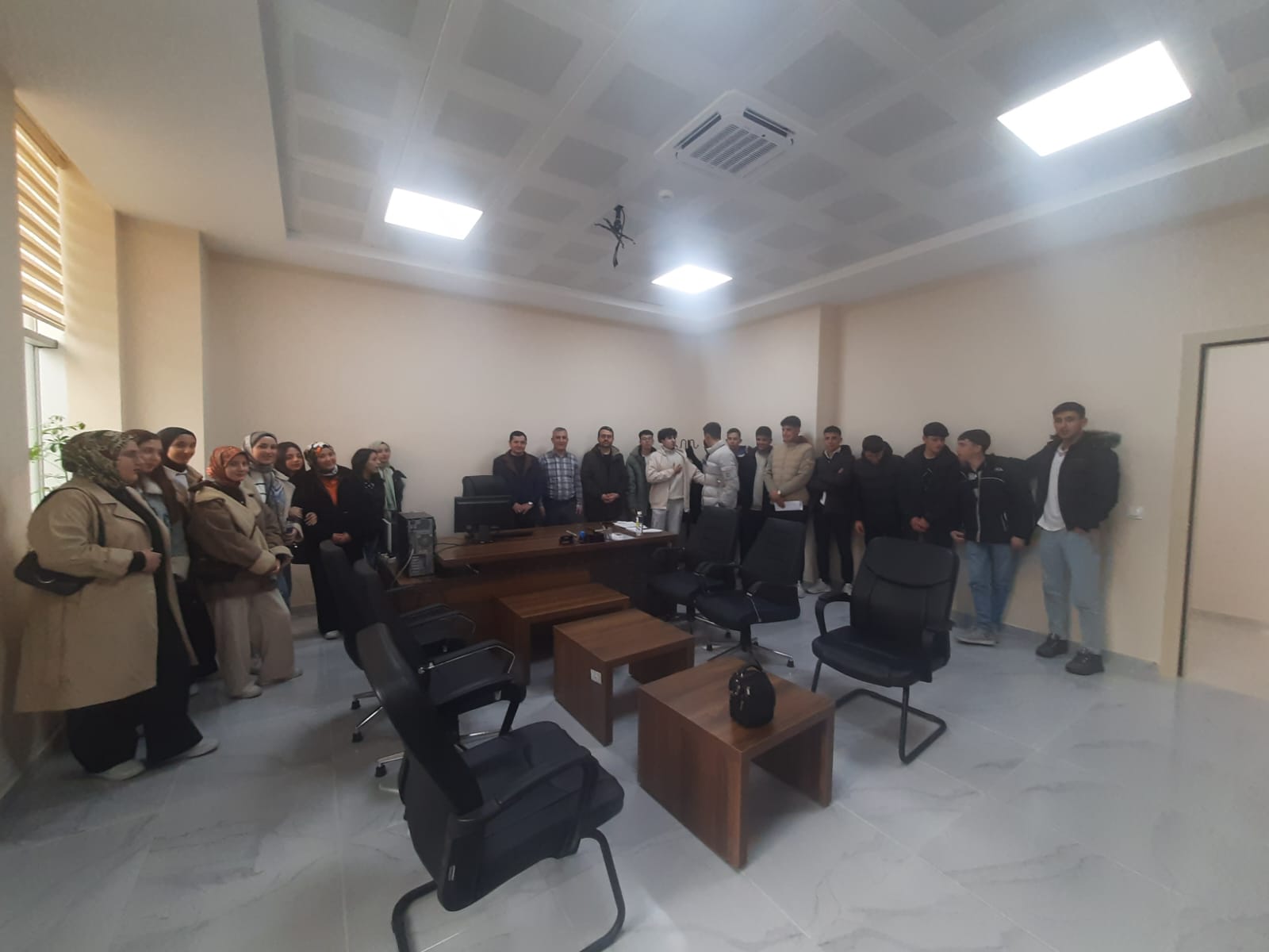 Sındırgı Anadolu İmam Hatip Lisesi 12. Sınıf Öğrencileri ve Öğretmenlerinin Fakültemiz Ziyareti 7