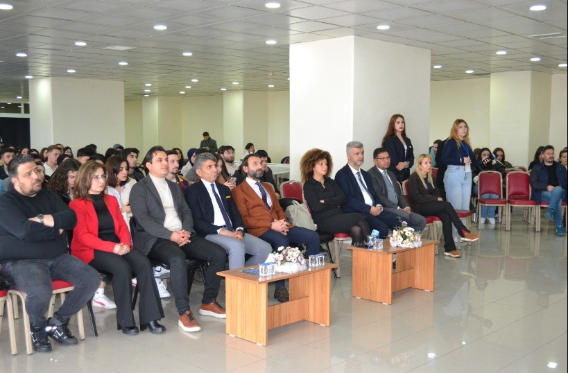 Burhaniye de Dış Ticaret Sohbetleri etkinliği yapıldı