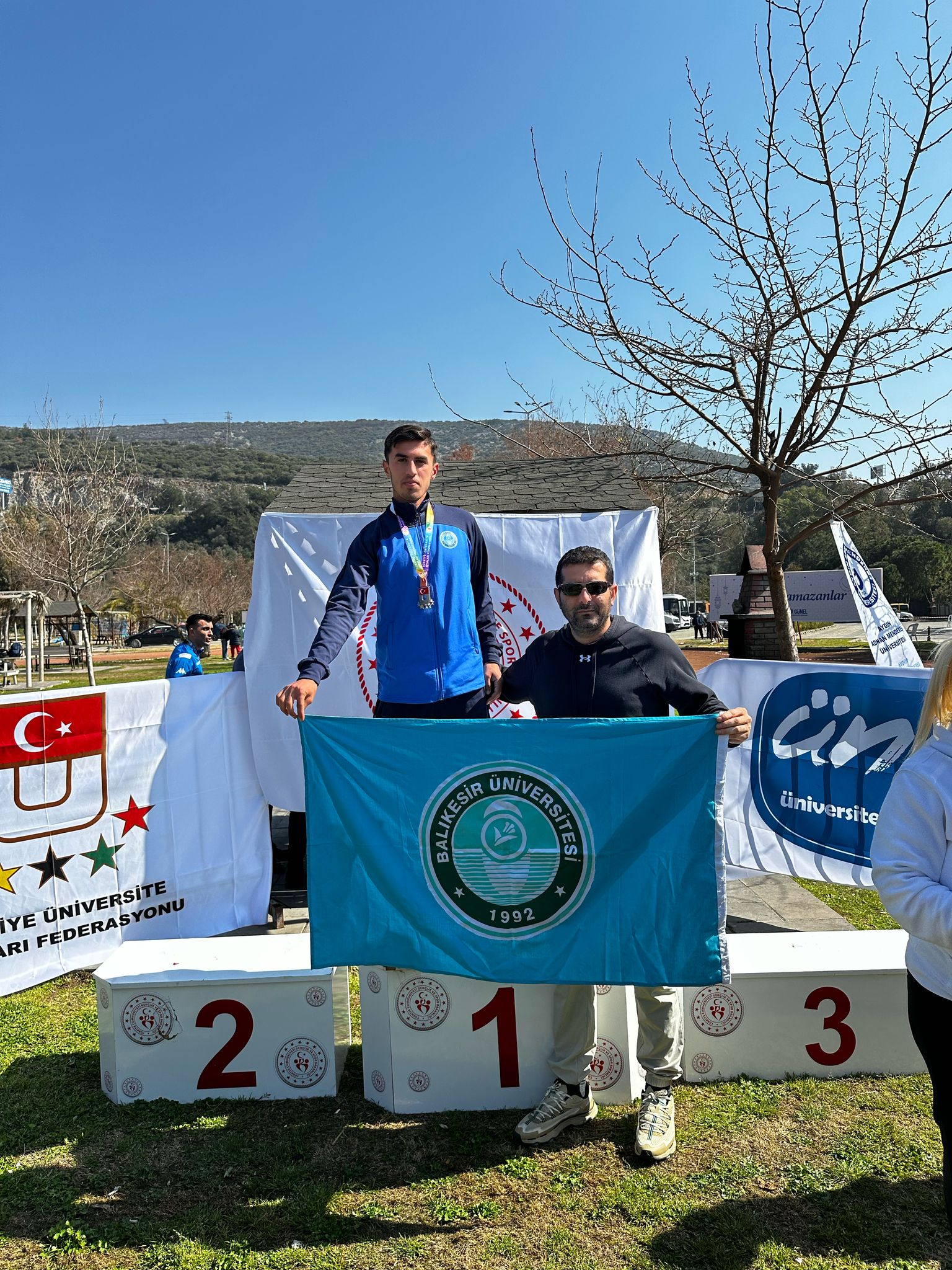  Üniversitemizden Kros Müsabakasında Büyük Başarı