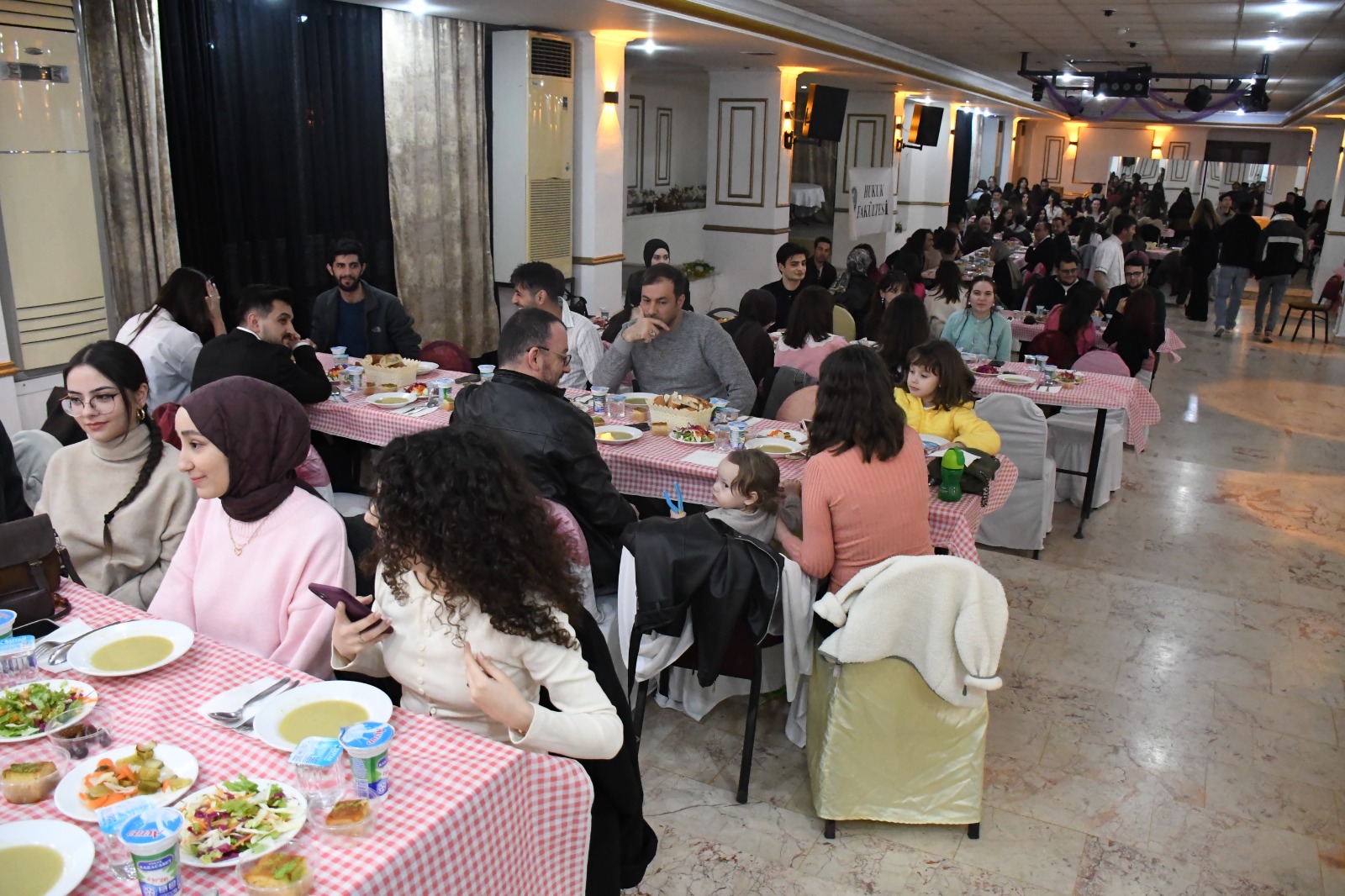 Hukuk Fakültesi İftar Yemeği 4