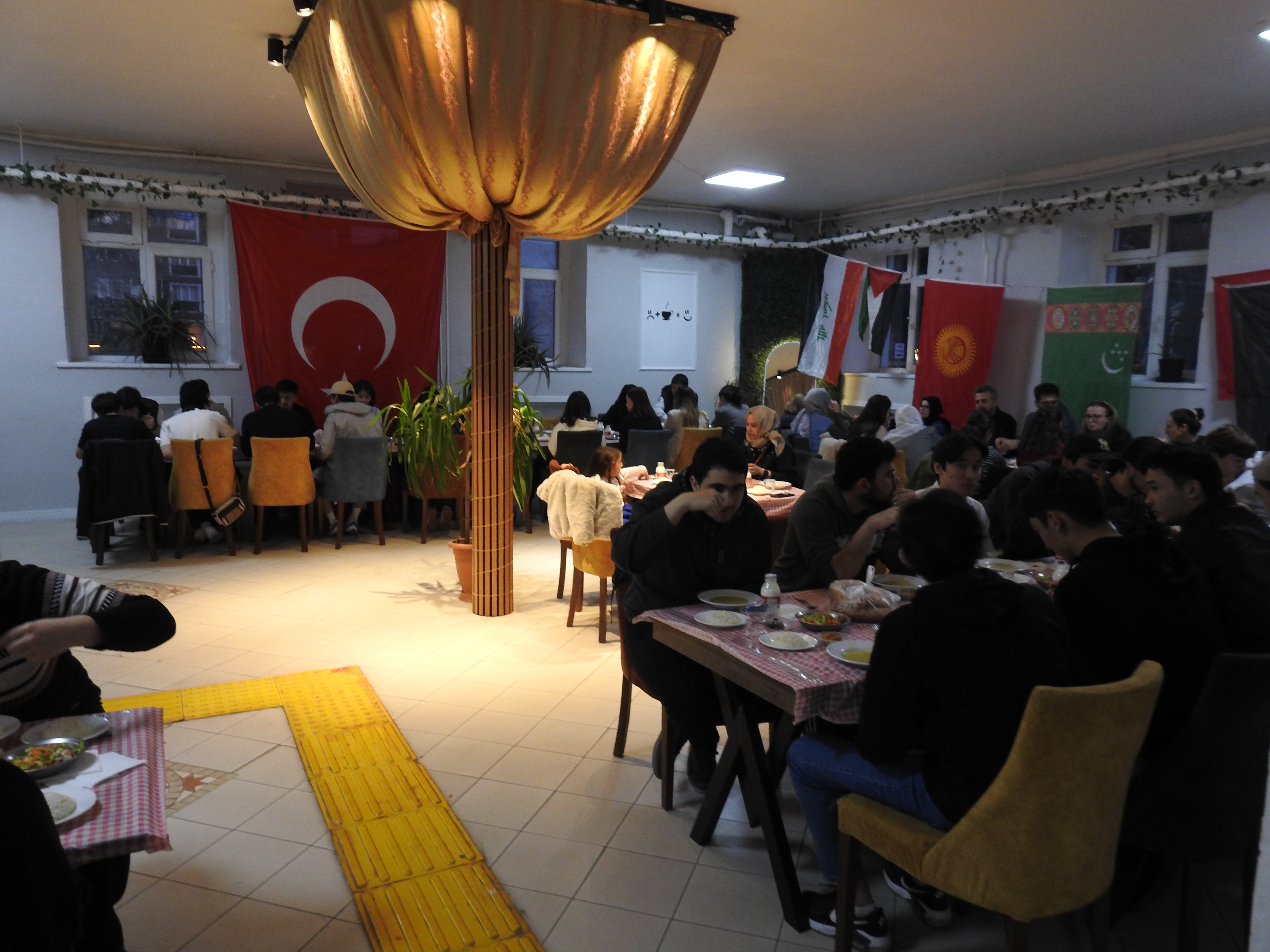 BAÜN TÖMER'de İFTAR