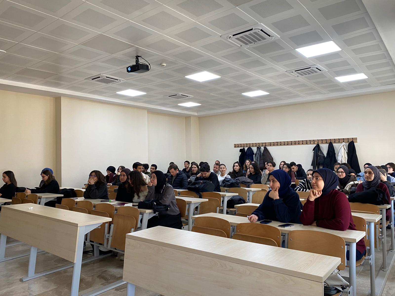 "İş Hukuku Boyutuyla Kadın İşçilerin Çalışma Şartları"  3
