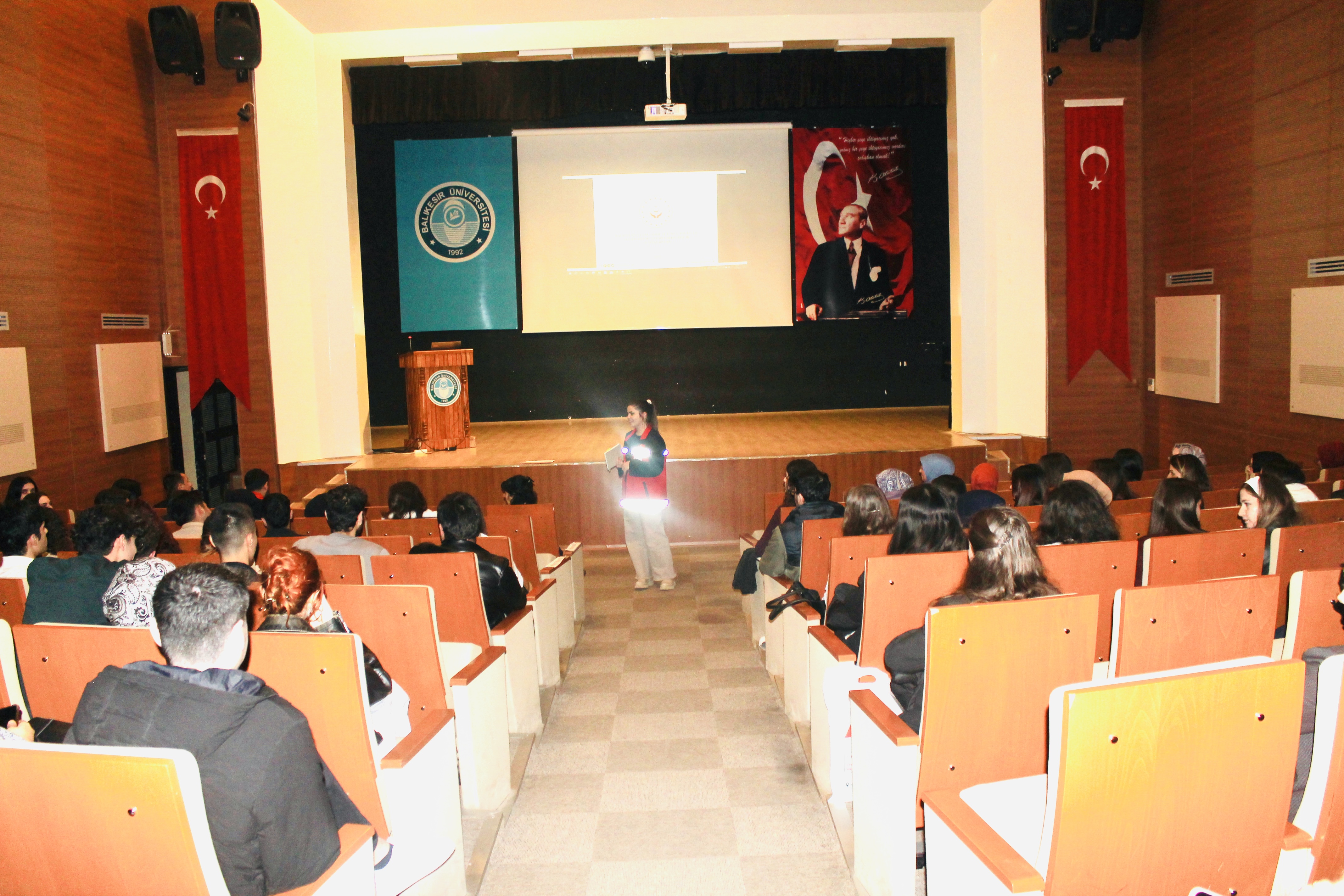 Balıkesir Üniversitesi Necatibey Eğitim Fakültesinde Aile Eğitimi Programı Gerçekleştirildi 2