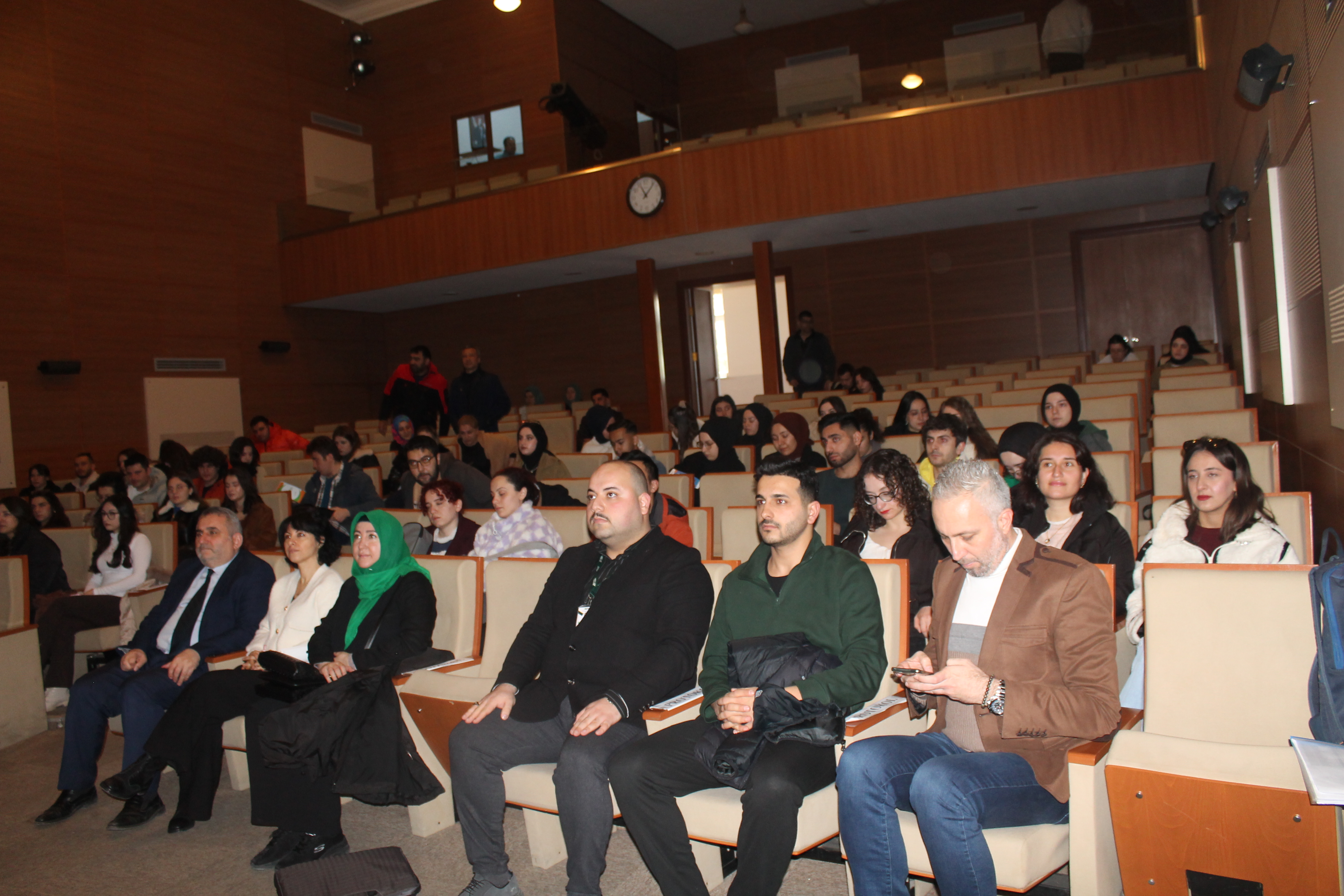 Balıkesir Üniversitesi Necatibey Eğitim Fakültesinde Yeşilay Haftası Etkinliği Gerçekleştirildi 3