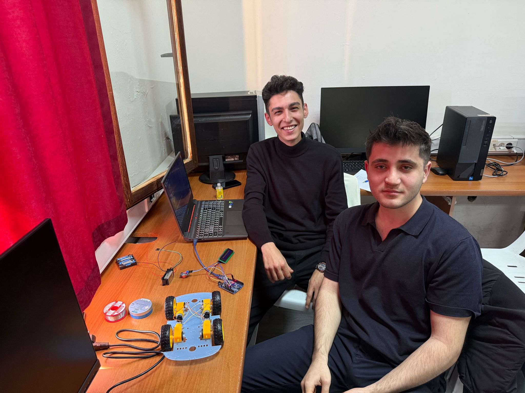 Bilgisayar Programcılığı Öğrencilerinden Yenilikçi Güvenlik Çözümü AlcoSmart Projesi