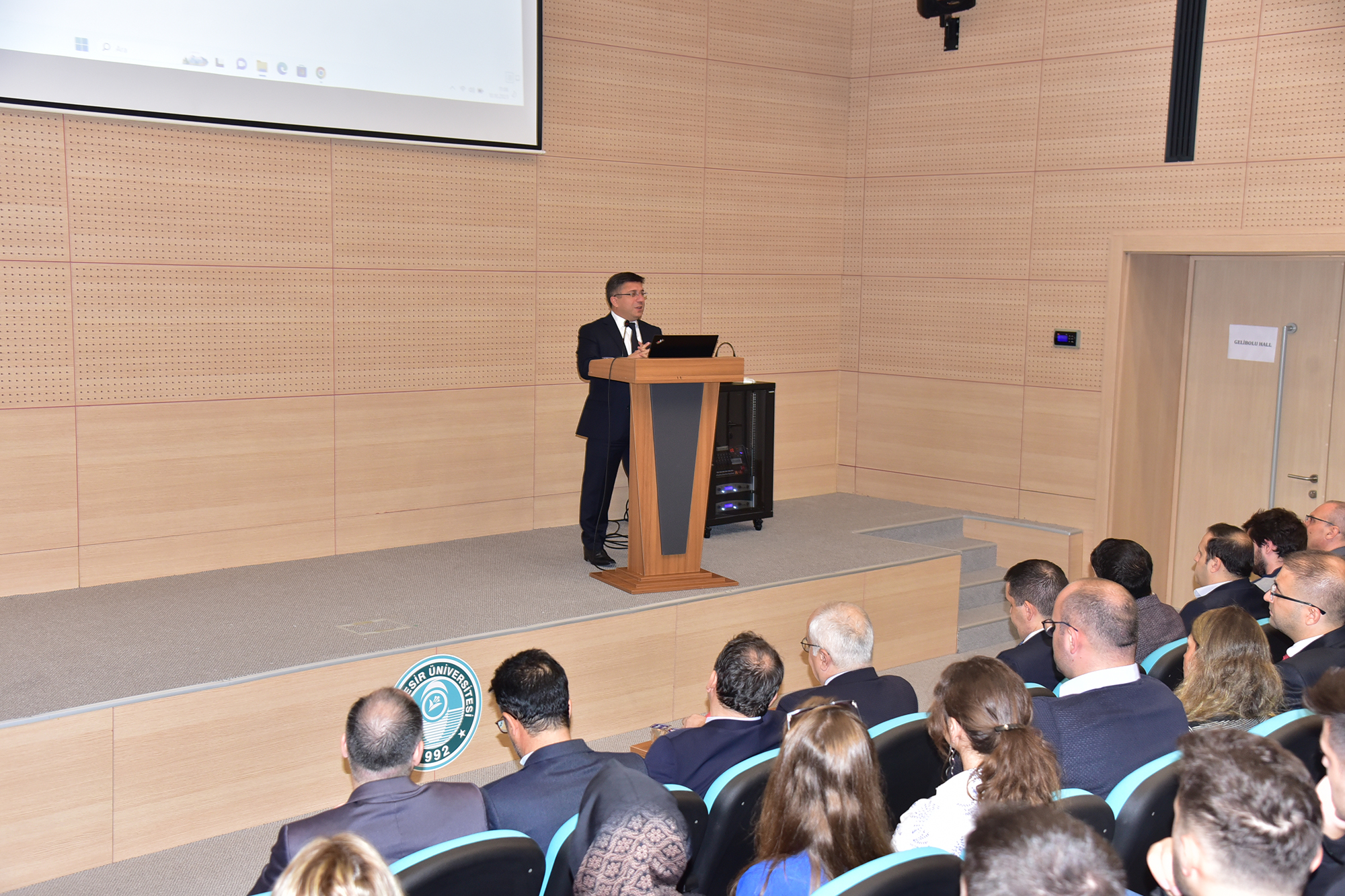 BAÜN Hukuk Fakültesinde 2023-2024 Akademik Yılı Açılış Programı Gerçekleştirildi 4