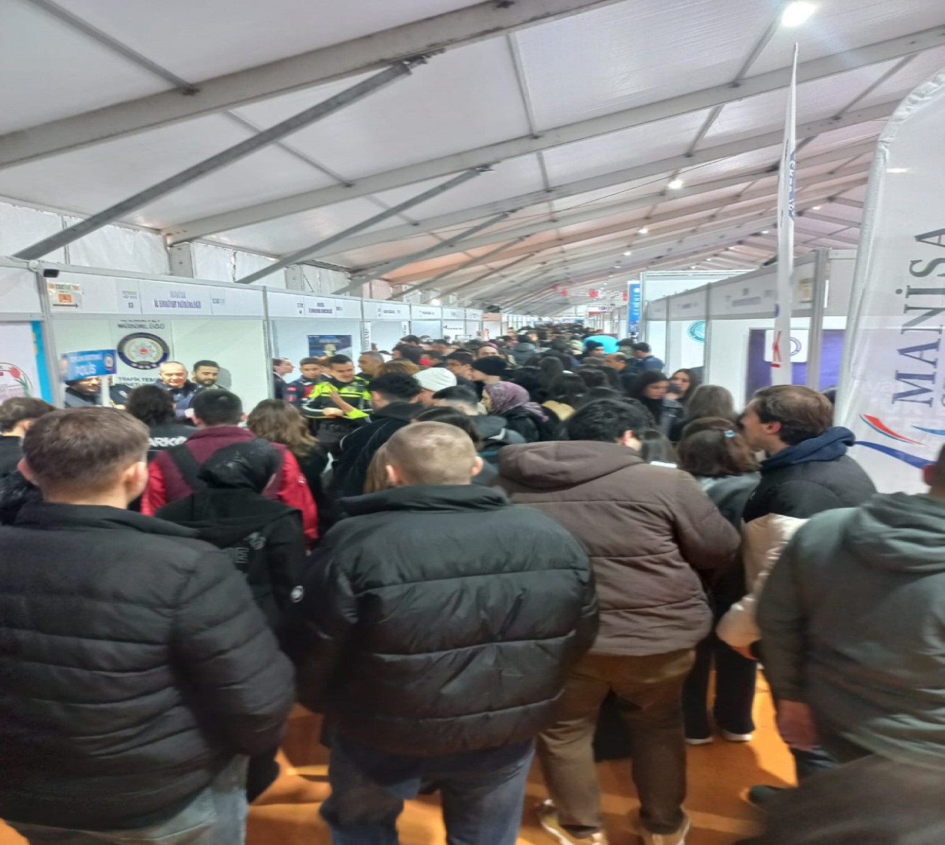 26-27 Şubat 2025 tarihlerinde Manisa Celal Bayar Üniversitesi Şehzadeler Yerleşkesinde düzenlenen EGEKAF'25 Fuarına Öğrenci İşleri Daire Başkanlığı olarak katılım sağladık. 3