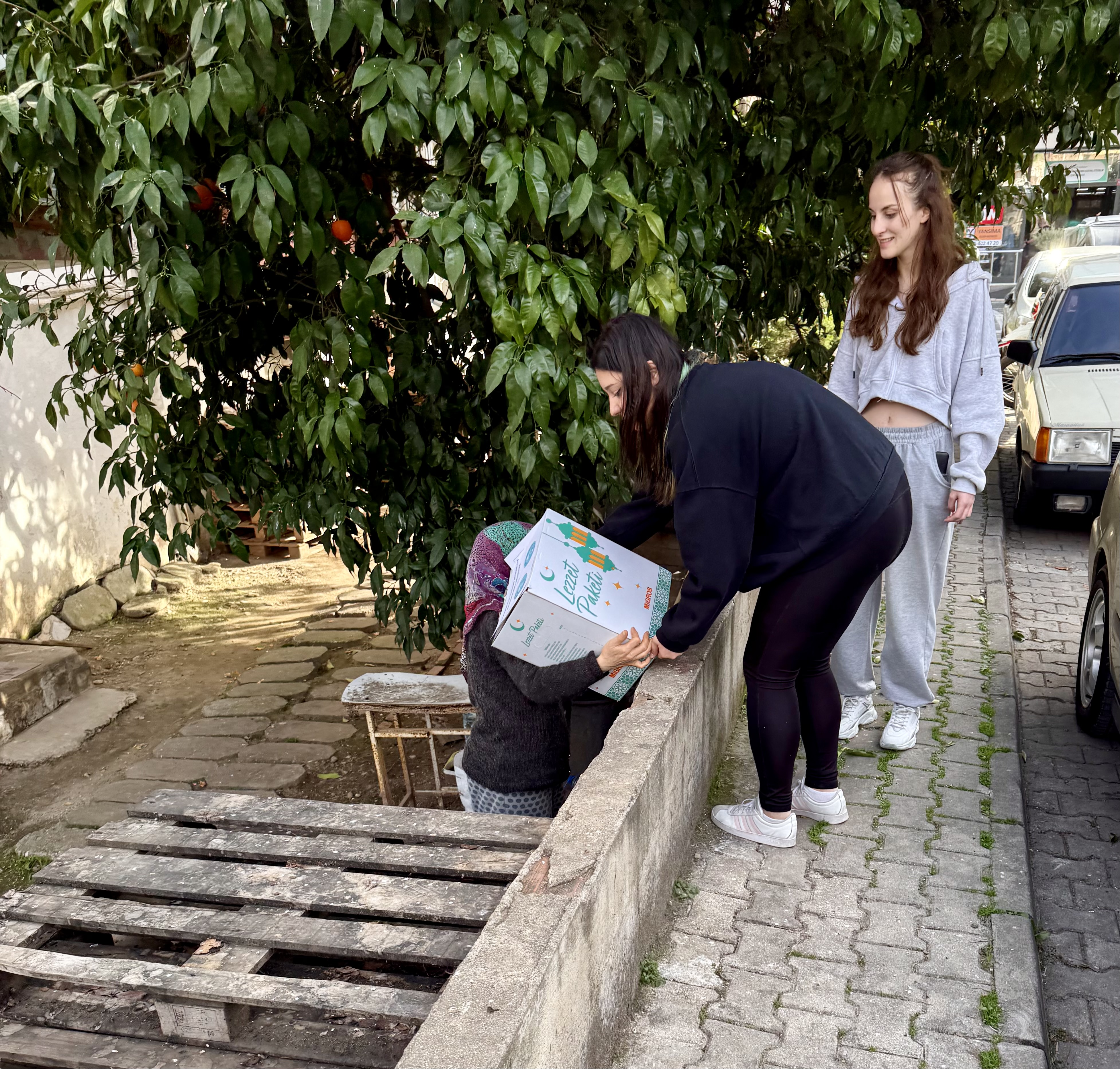 Altınoluk Meslek Yüksekokulu Öğrencilerinden Anlamlı Sosyal Sorumluluk Projesi 2