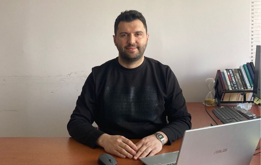 Arş. Gör. Dr. SERHAD ONAT