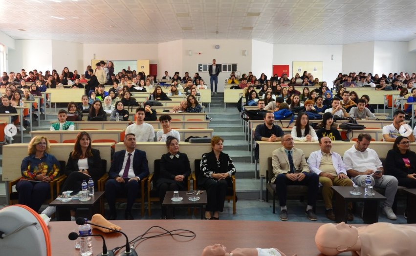 Bölümümüzde Farkındalık İlk Yardım Semineri 3