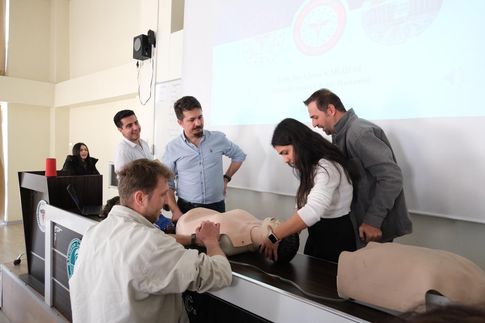 Temel Yaşam Desteği ve CPR Uygulaması 10