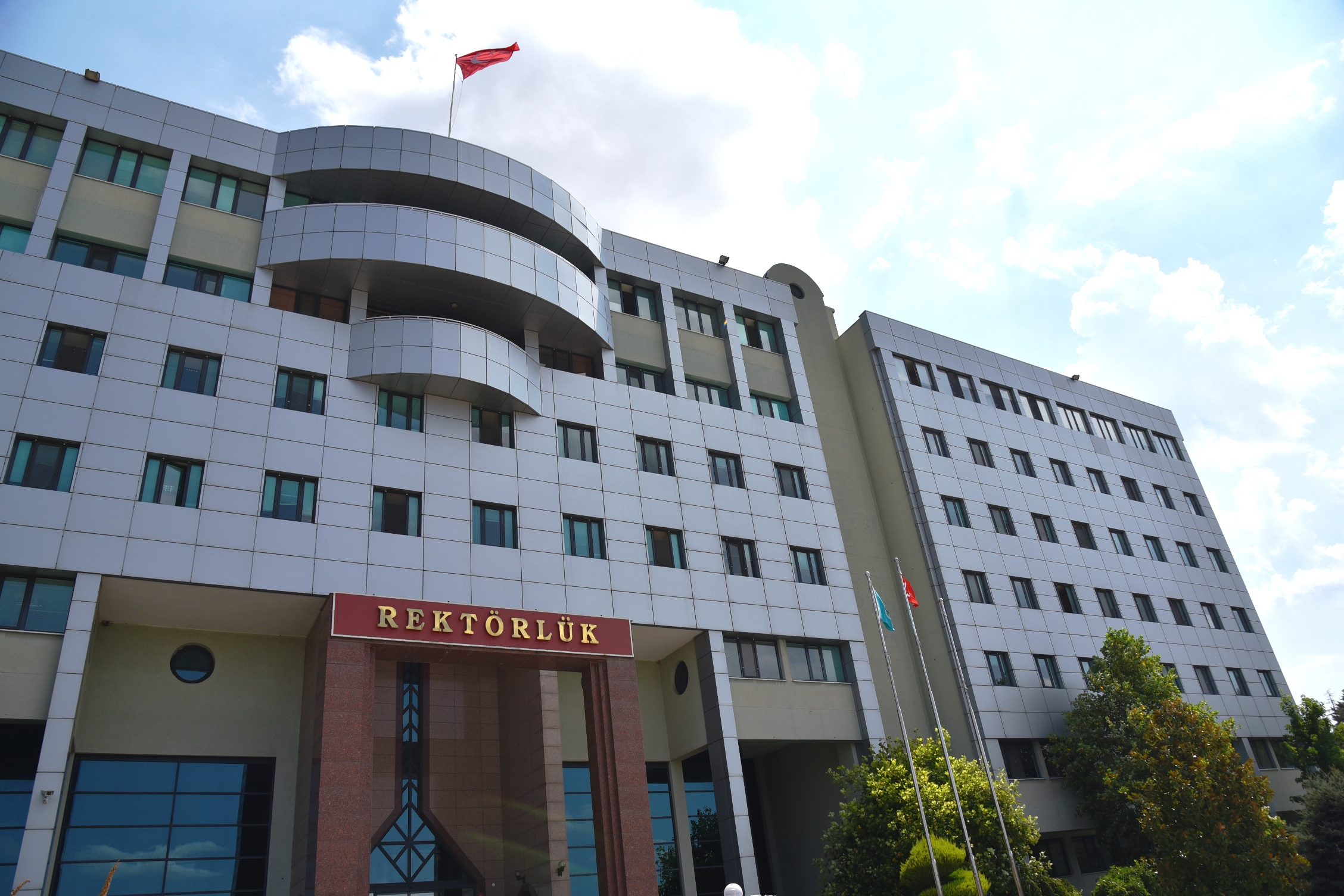 Balıkesir Üniversitesi, Uluslararası Ar-Ge Projeleriyle İlk 10’da Yer Alarak Zirveye Yükseliyor 5