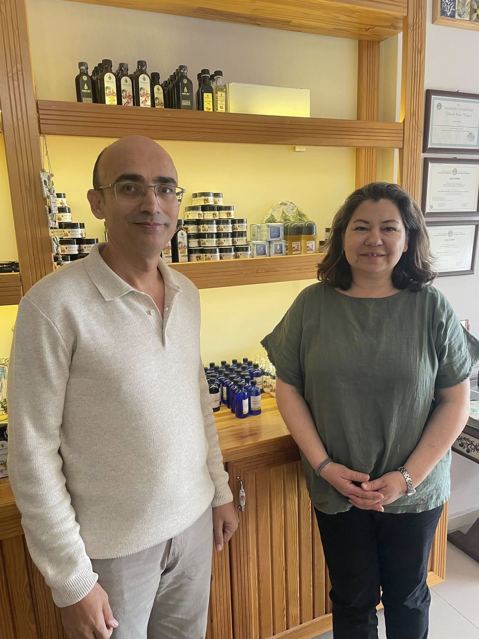 Altınoluk MYO Mezunumuz ve Dış Paydaşımız İpek SOMER e Ziyaret Gerçekleştirildi