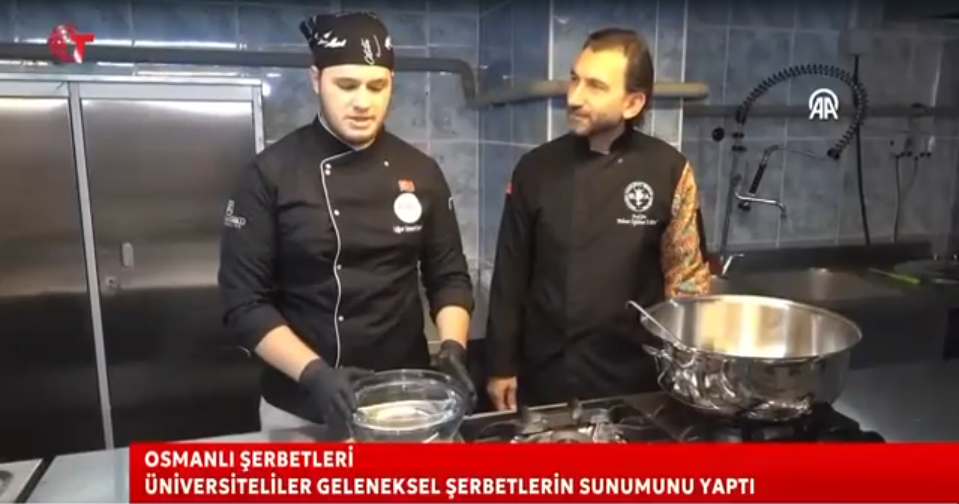 Osmanlı Şerbetleri Üniversiteliler Geleneksel Şerbetleri Sunumunu Yaptı