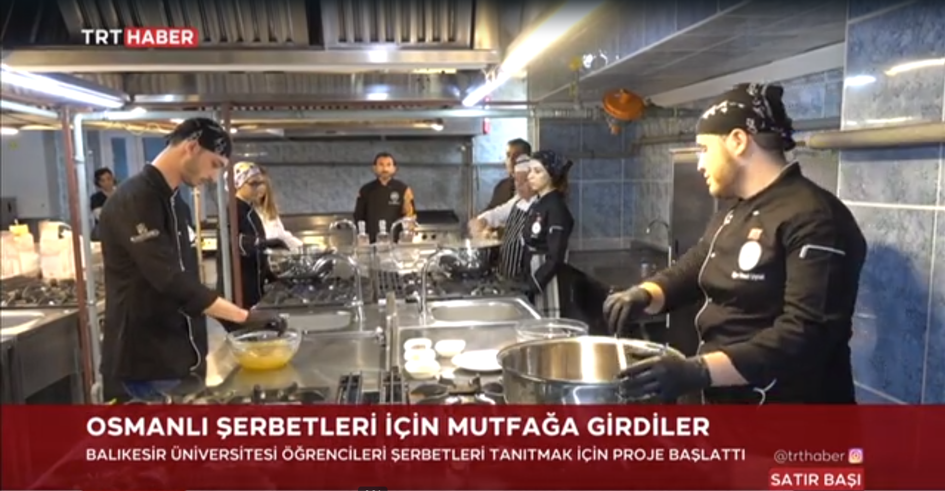 Osmanlı Şerbetleri Üniversiteliler Geleneksel Şerbetleri Sunumunu Yaptı