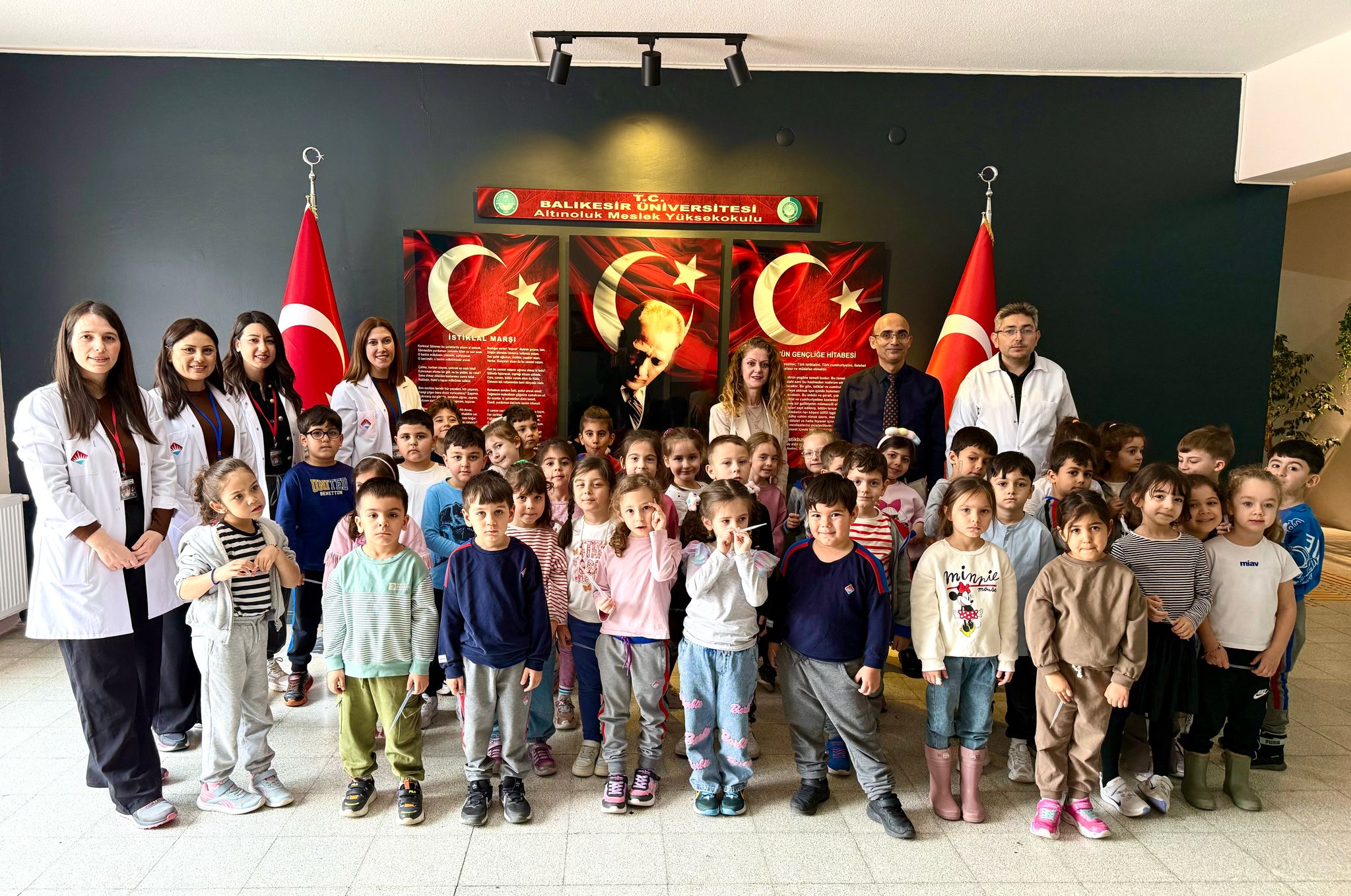 Bahcesehir 1.jpeg