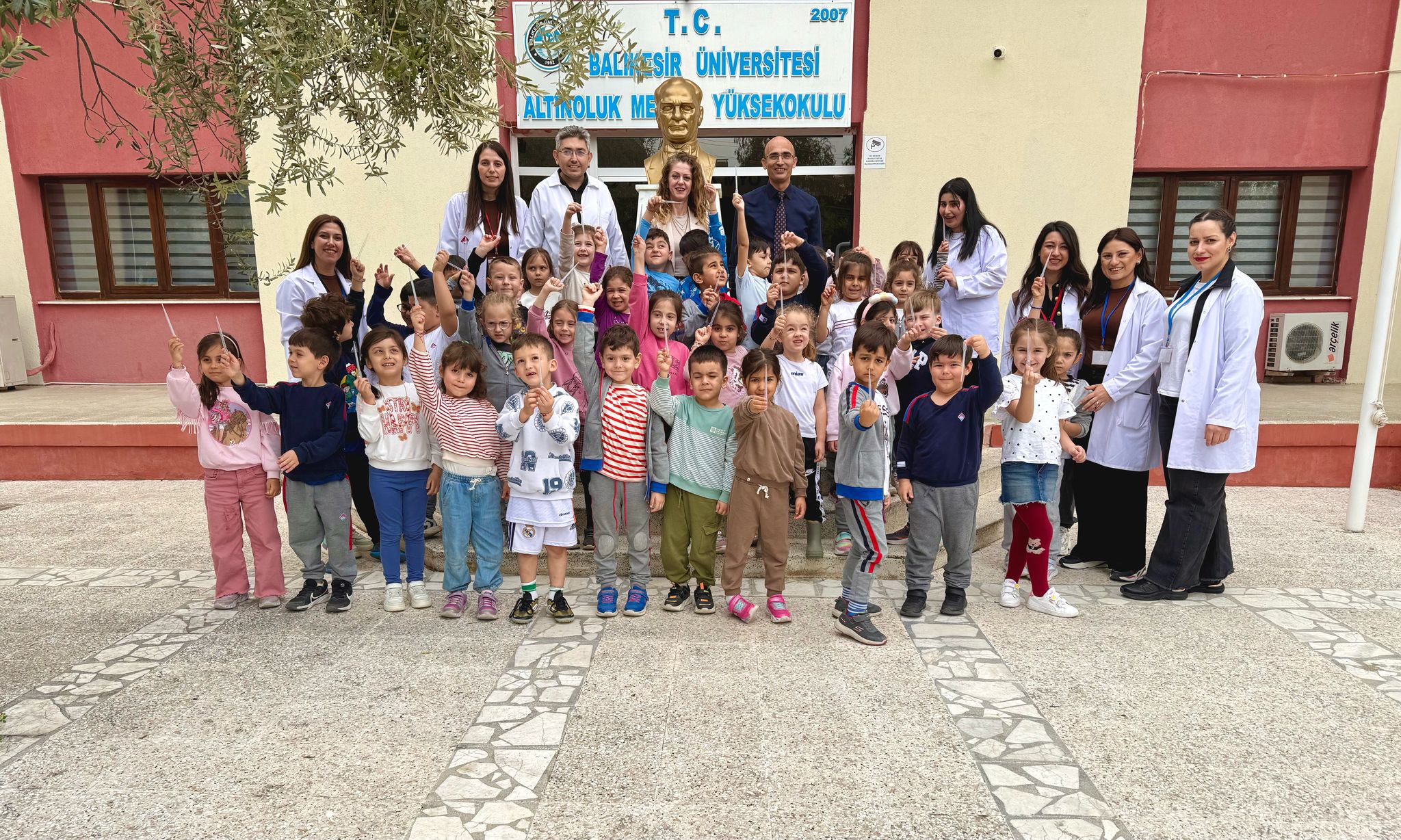 Dünya Su Gününde Bahçeşehir Koleji Edremit Anaokulu Öğrencilerinden Yüksekokulumuza Ziyaret