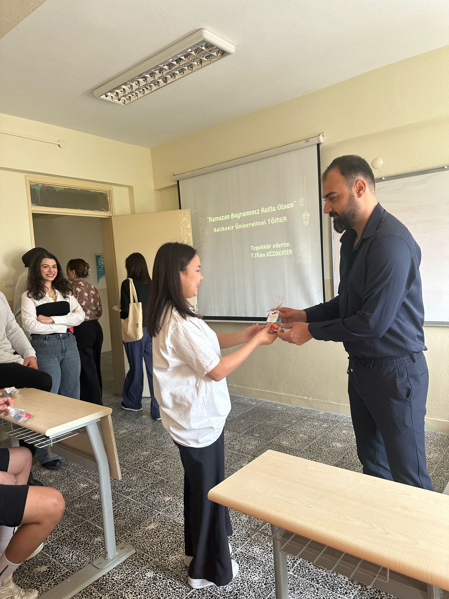 BAÜN TÖMER'DE BAYRAM SEVİNCİ 9