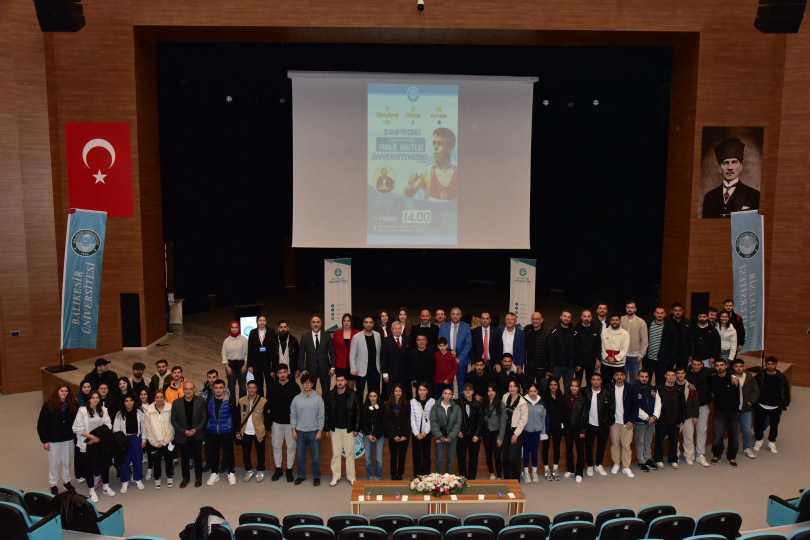 Halterin Dinamosu Halil Mutlu, Balıkesir Üniversitesinde Genç Sporculara İlham Verdi 1