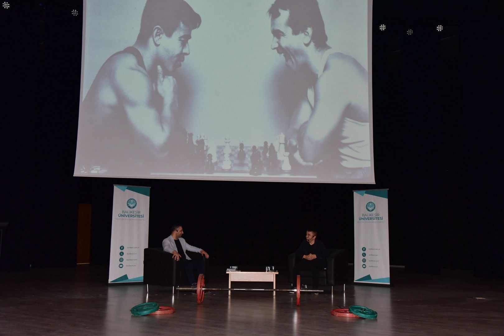 Halterin Dinamosu Halil Mutlu, Balıkesir Üniversitesinde Genç Sporculara İlham Verdi 6