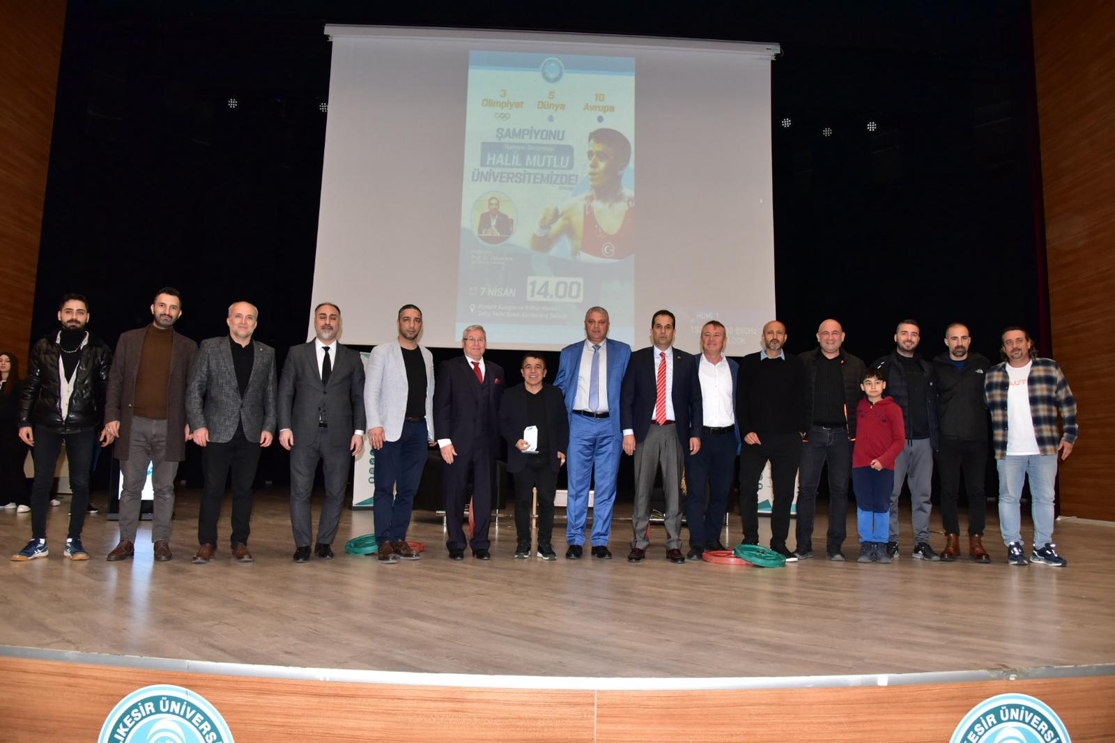 Halterin Dinamosu Halil Mutlu, Balıkesir Üniversitesinde Genç Sporculara İlham Verdi 6