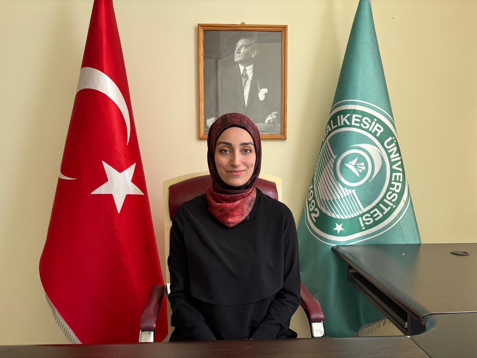 Öğr. Gör. Ecmel ALBAYRAK