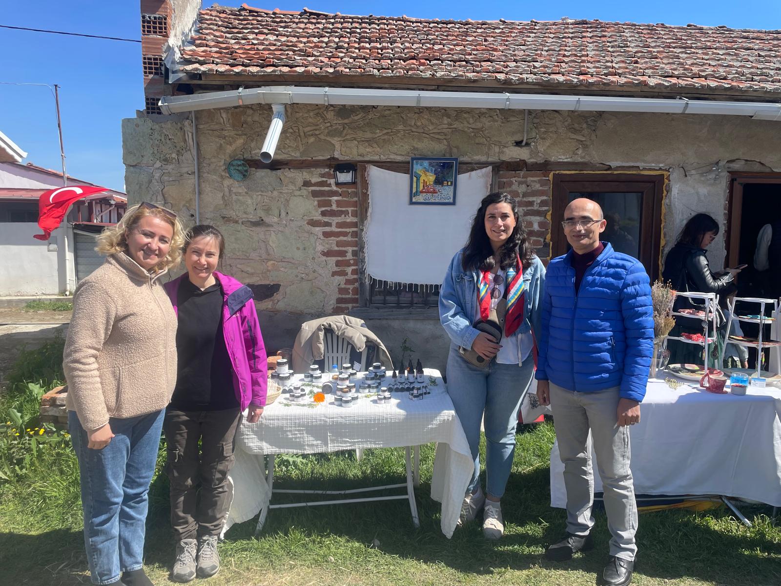 Tıbbi ve Aromatik Bitkiler Programı  Mezunlarımız Tohum Takas Şenliğinde Üretimleriyle Öne Çıktı