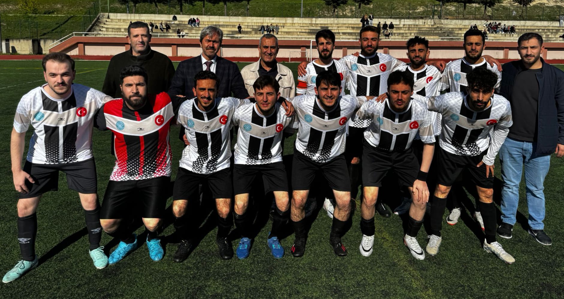 Fakültemiz Öğrenci Futbol Takımına 2025 Yılı Balıkesir Üniversitesi Futbol Turnuvasında Başarılar Dileriz 2