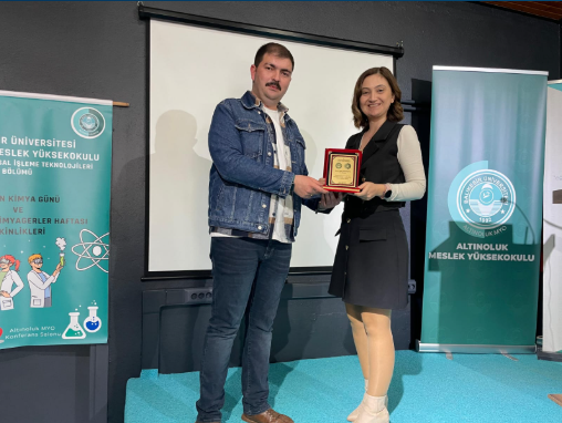 Kimya Haftası 3. Gün Etkinliği "İçeçek Teknolojisi: Kristal Kola ve Meşrubat"
