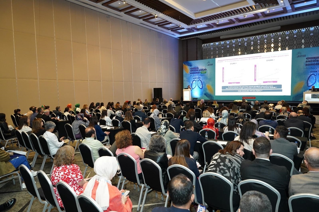 Fakültemiz Öğretim Üyeleri Prof. Dr. Nurhan Sarıoğlu ve Dr. Öğr. Üyesi Mustafa Çolak Antalya'da düzenlenen Uluslararası katılımlı Ulusal Akciğer Sağlığı Kongresi'nde Fakültemizi gururla temsil etti. 3