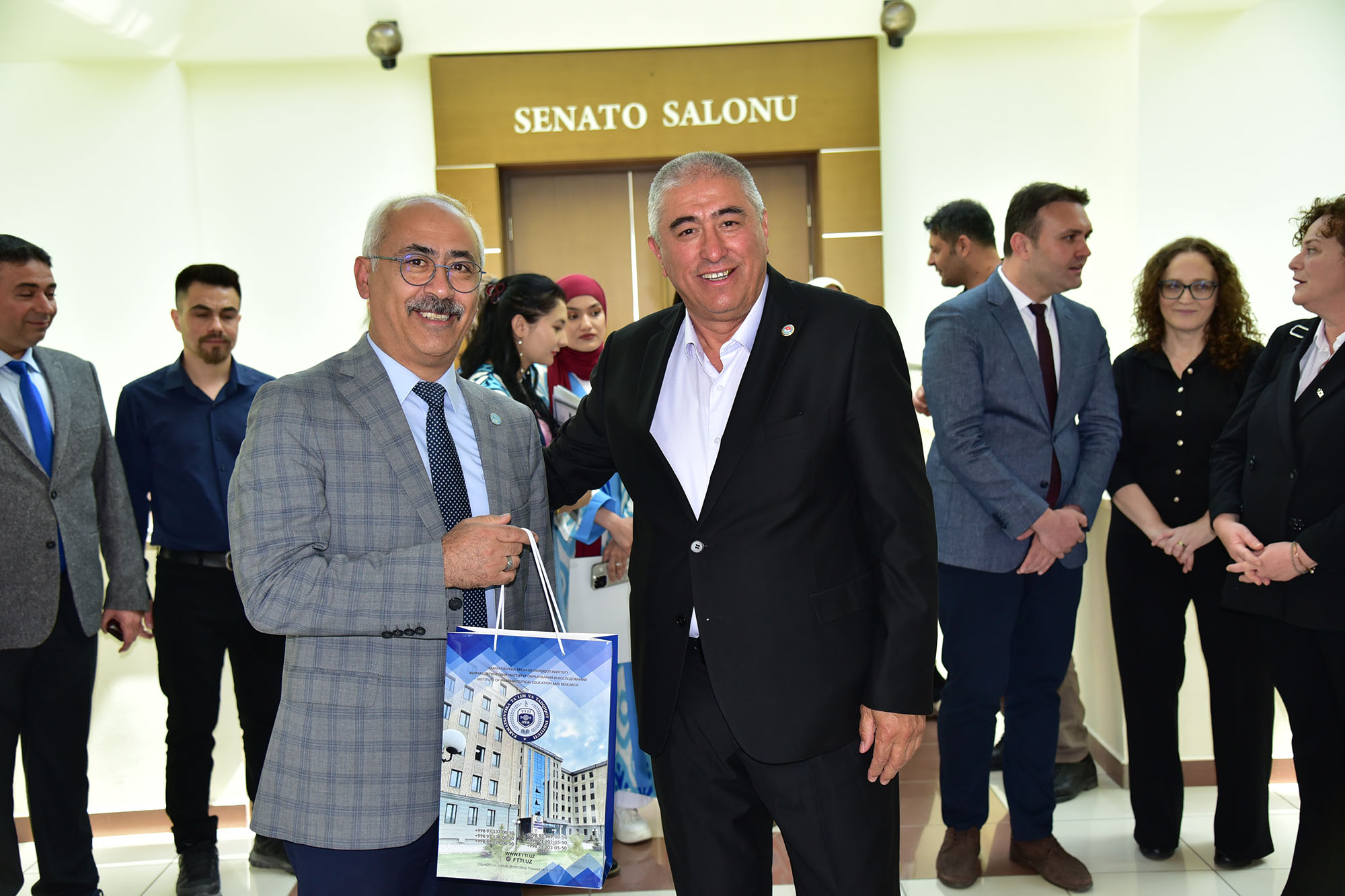 BAÜN, Uluslararasılaşma Atılımını Sürdürüyor: Özbekistan Eczacılık Eğitim ve Araştırma Enstitüsü BAÜN’de 9