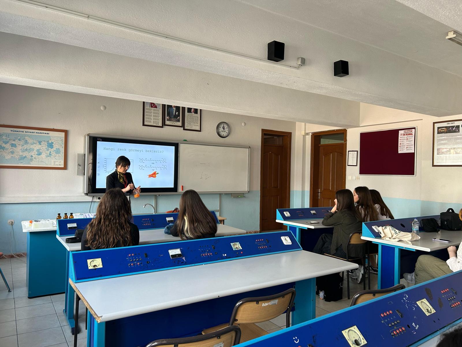 Celal Tora Duygu Hoca Sunum (1).jpeg