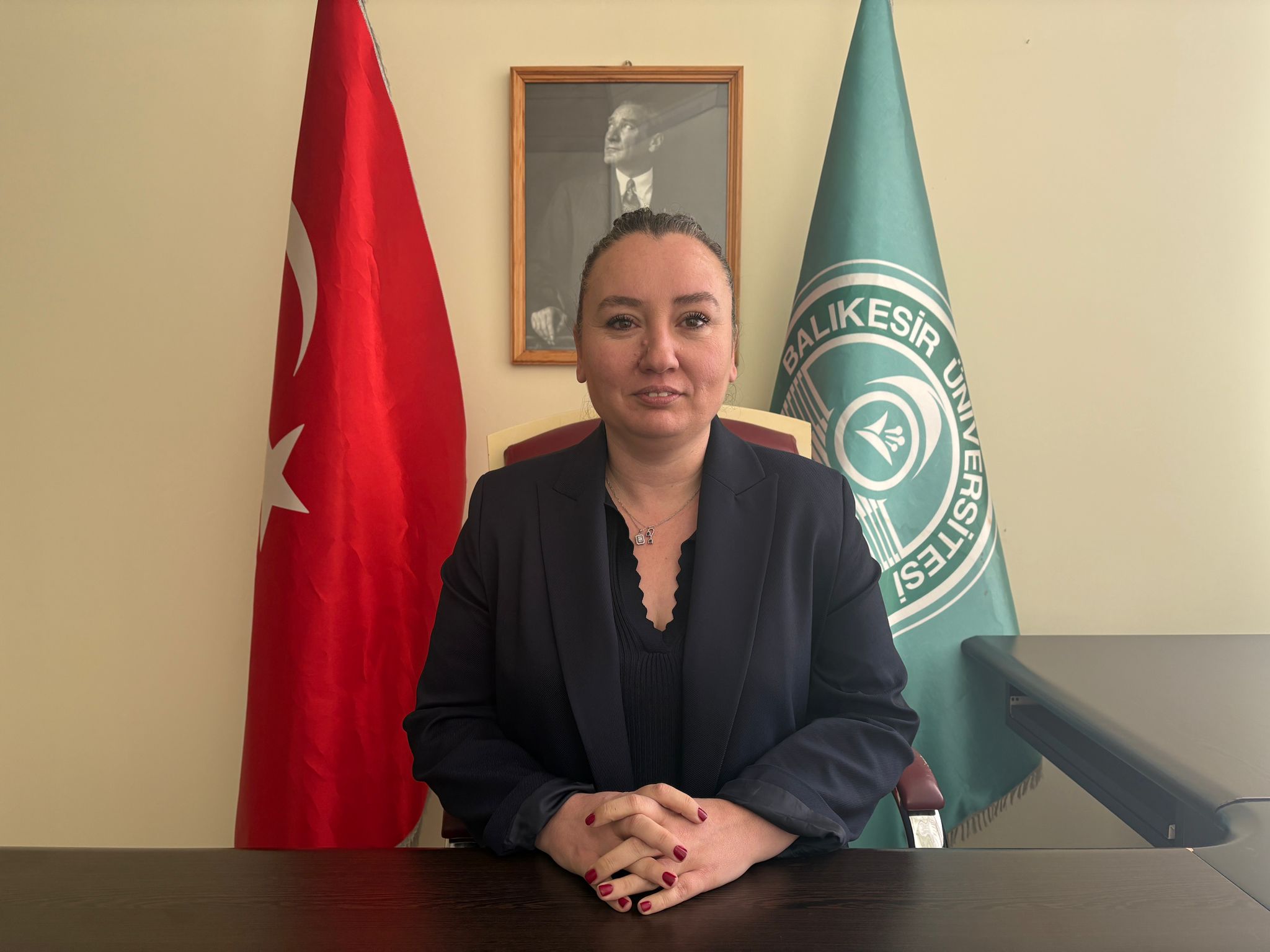 Öğr.Gör. Özlem ERDİL