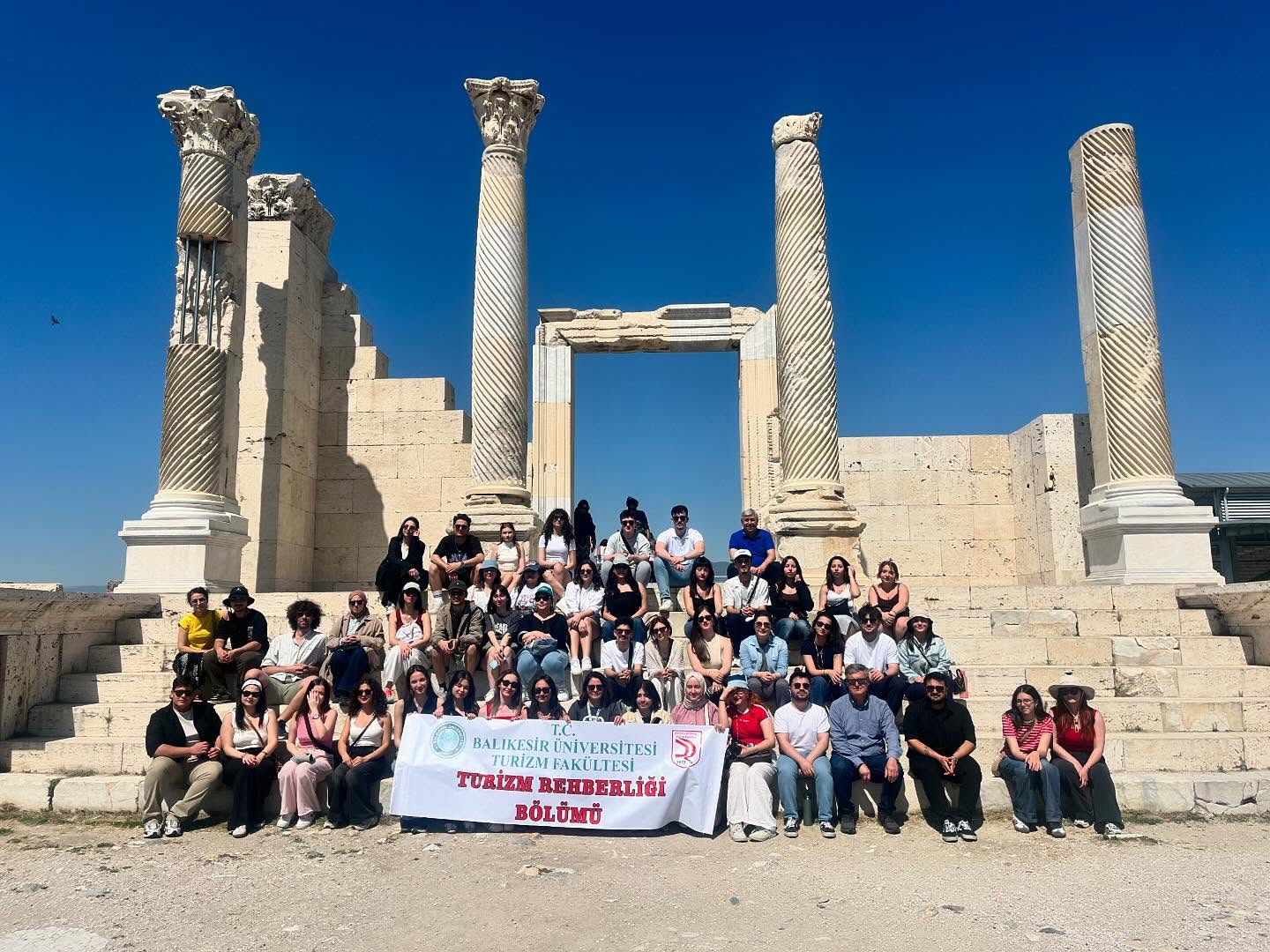 An Educational Trip Was Organized for Tour Guiding Department Students