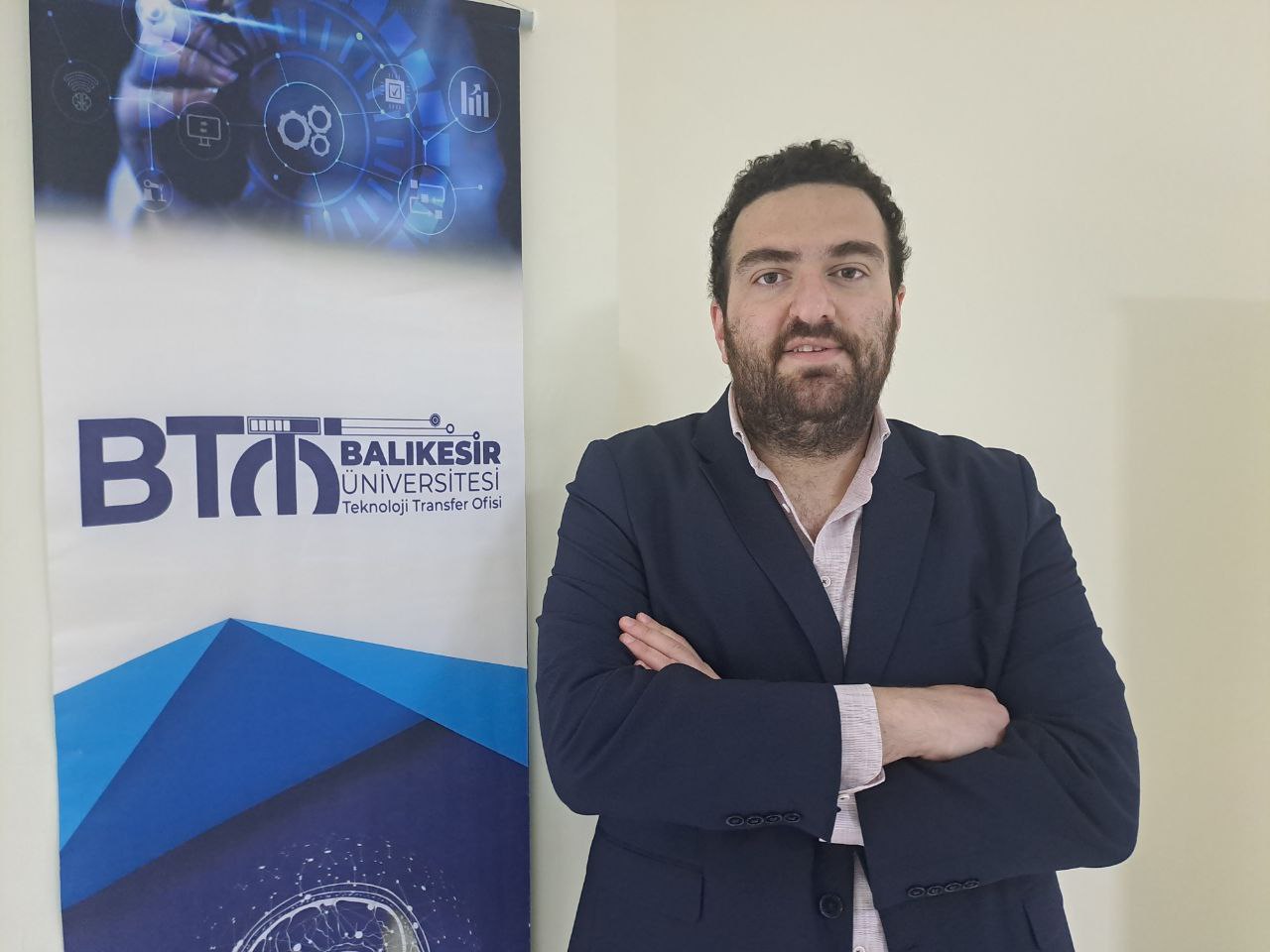 Doç. Dr. Oğuzhan PEKTEZEL