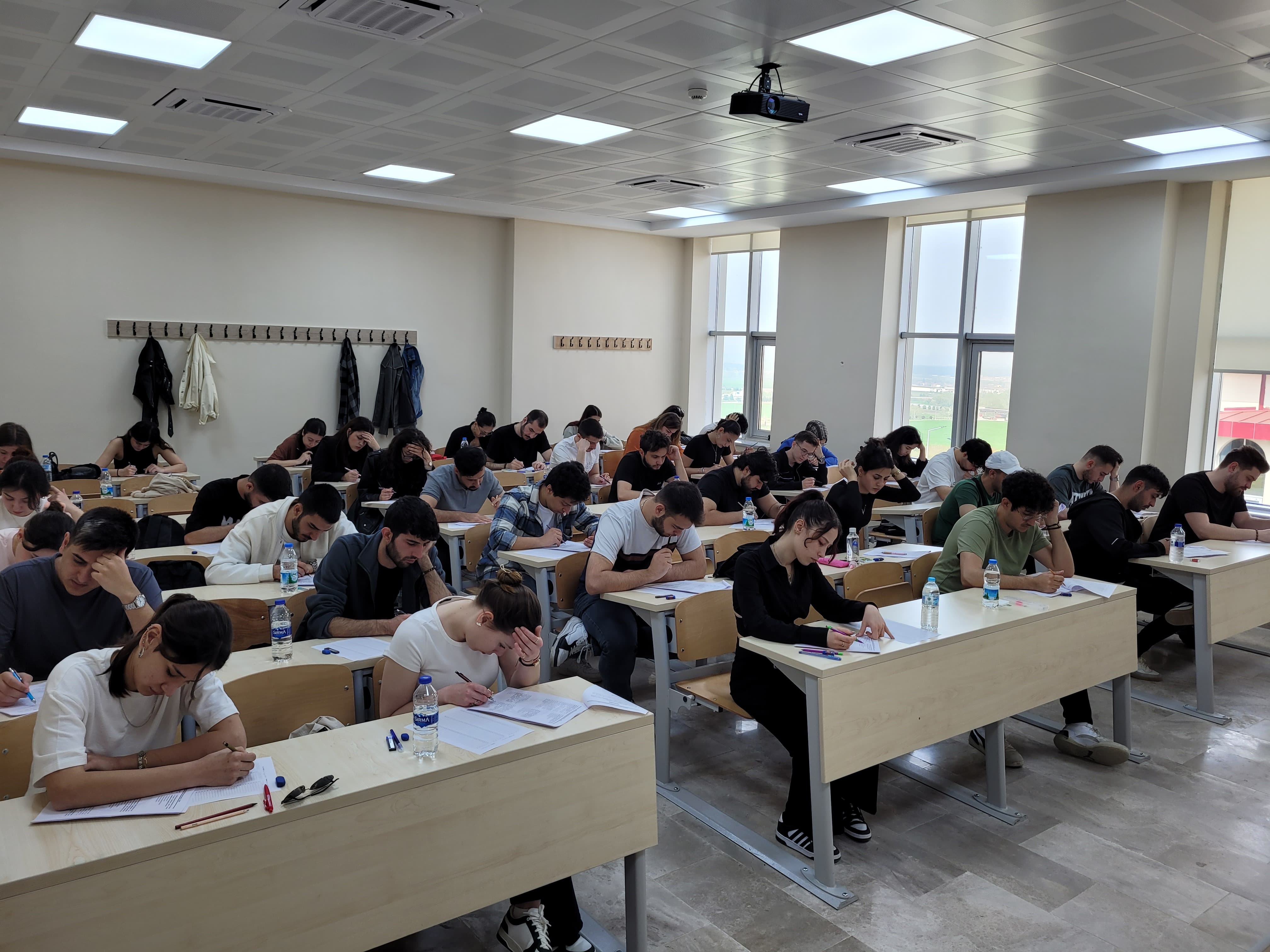 Balıkesir Üniversitesi Hukuk Fakültesi'nde HMGS Deneme Sınavı Gerçekleştirildi 1