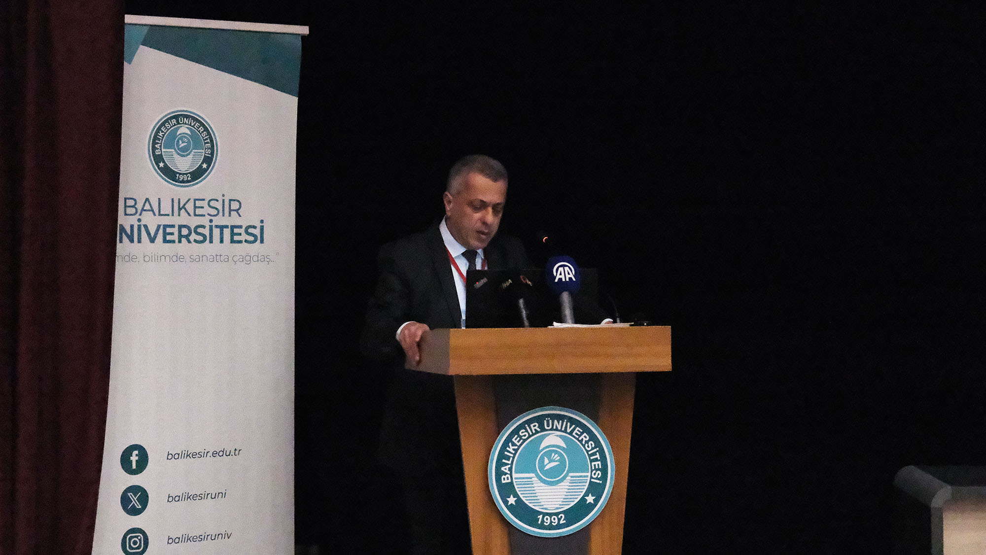 BAÜN’de Düzenlenen 5. İdare Hukuku ve İdari Yargı Uluslararası Sempozyumu, Danıştay Başkanı Zeki Yiğit’in Teşrifleriyle Başladı 4