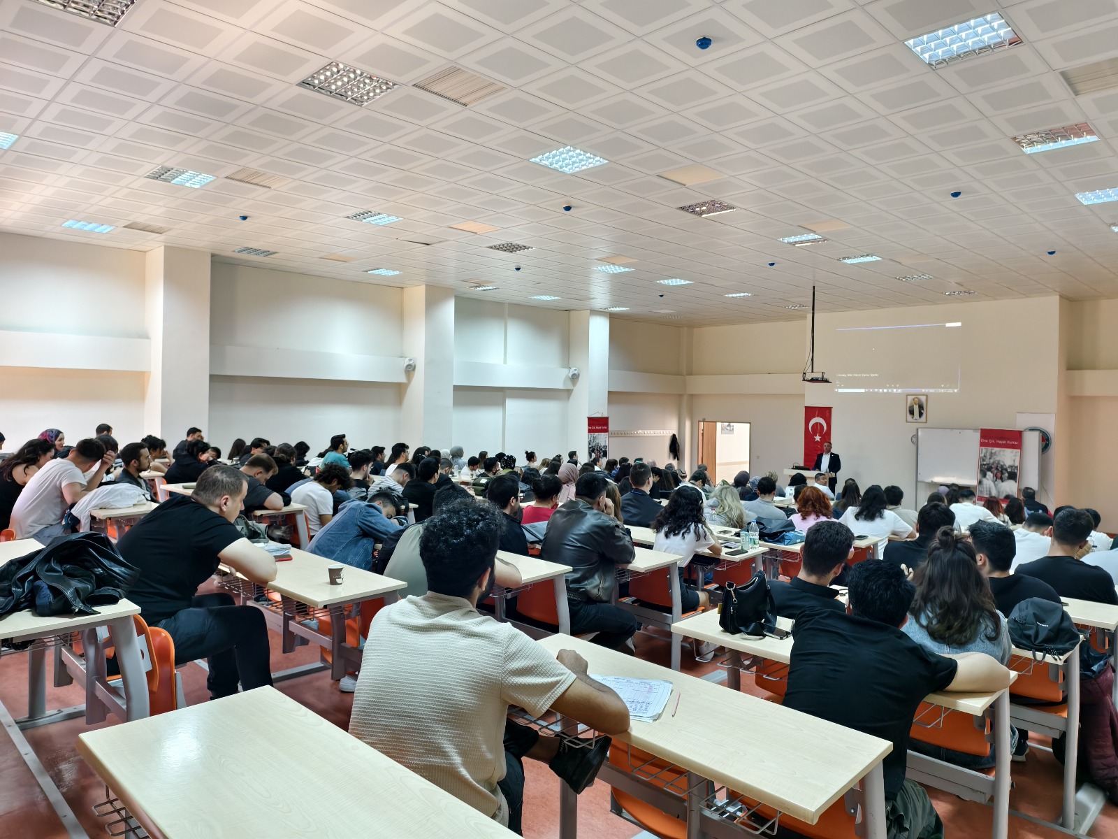 BAÜN Veteriner Fakültesinden “Kök Hücre ve Nakil Süreçleri” Semineri ile Toplum Duyarlılığına Katkı 4